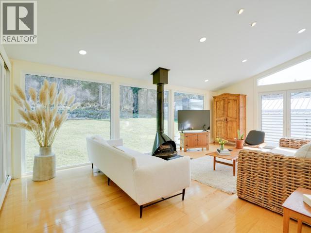 5667 GILLIES BAY RD ROAD, Texada Island