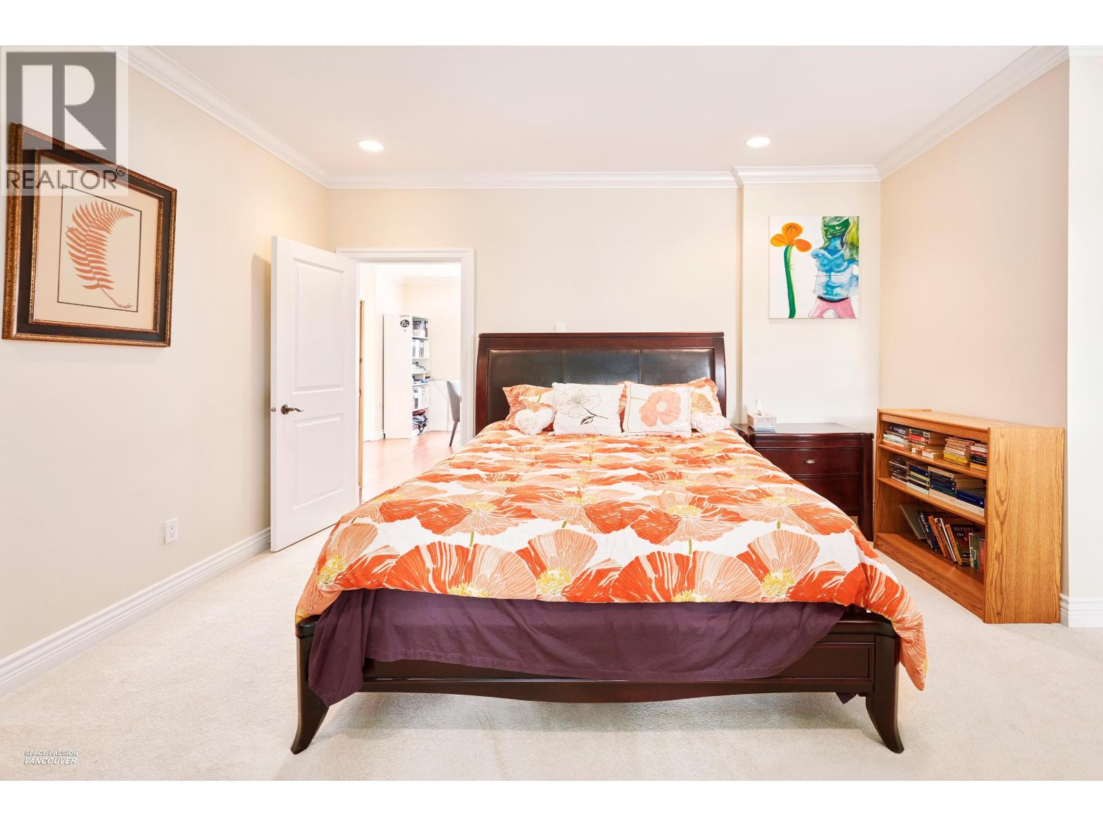 3937 ELMWOOD STREET, Burnaby