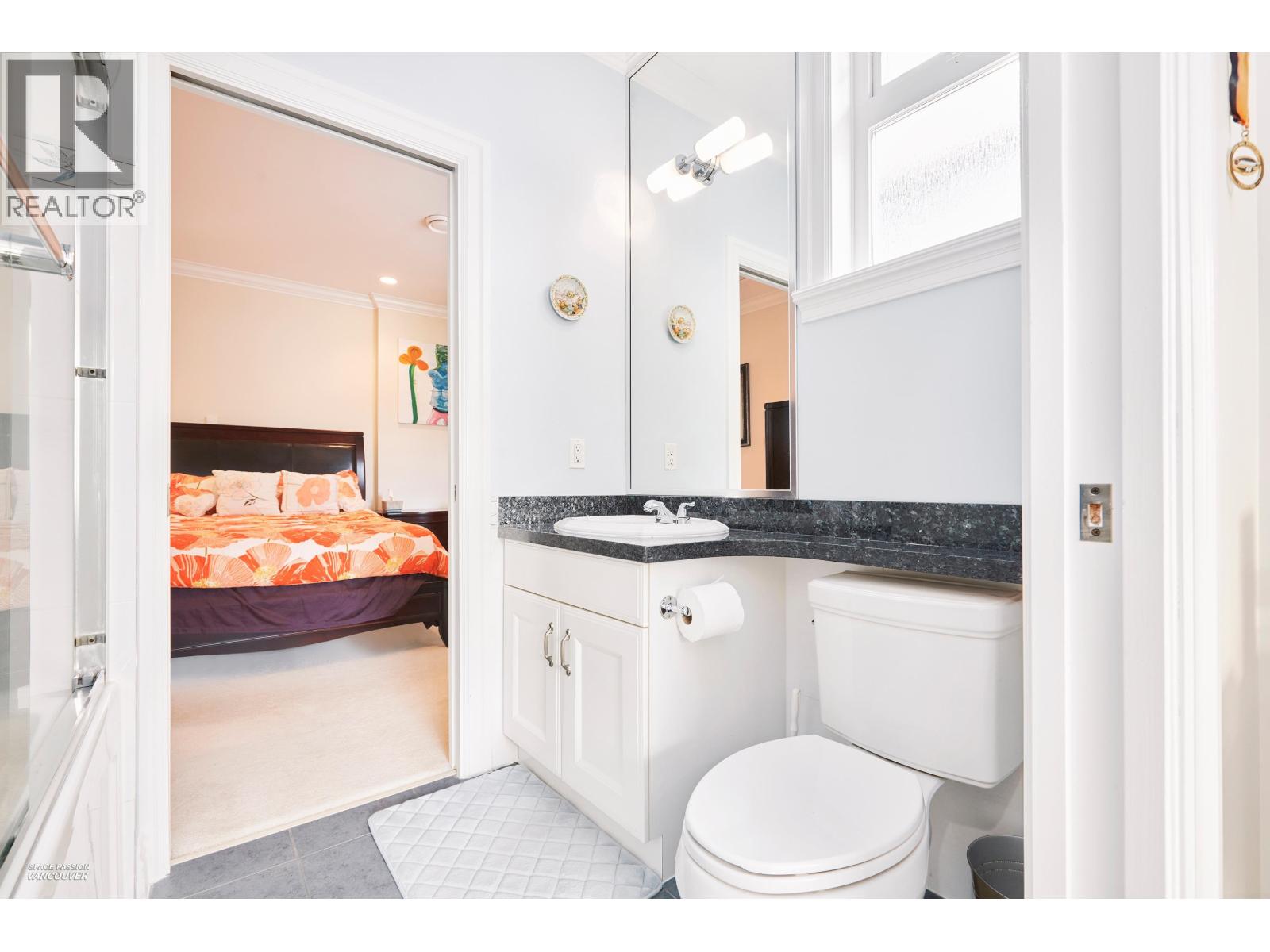 3937 ELMWOOD STREET, Burnaby