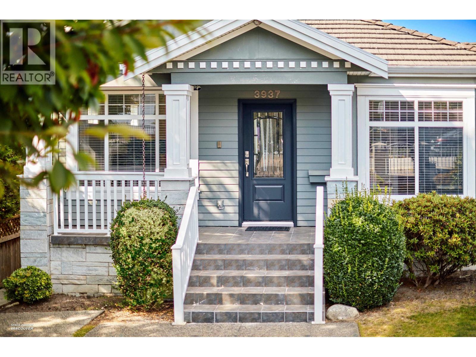 3937 ELMWOOD STREET, Burnaby