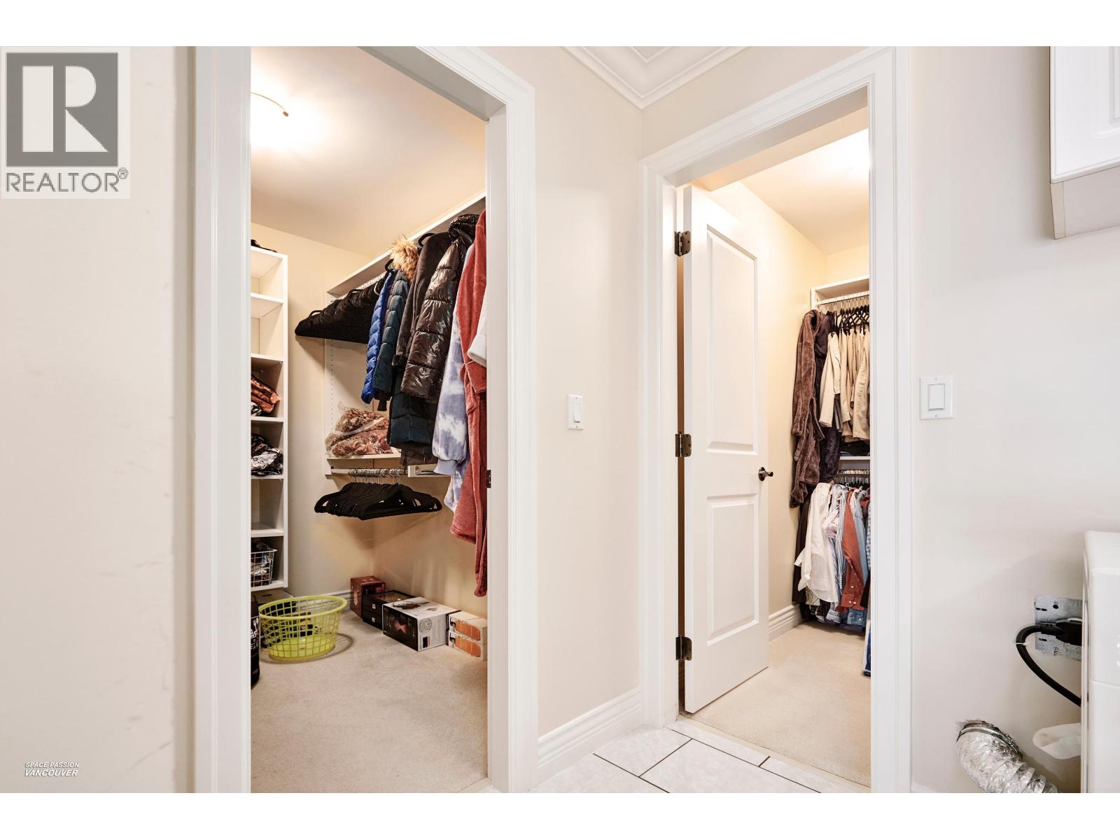 3937 ELMWOOD STREET, Burnaby