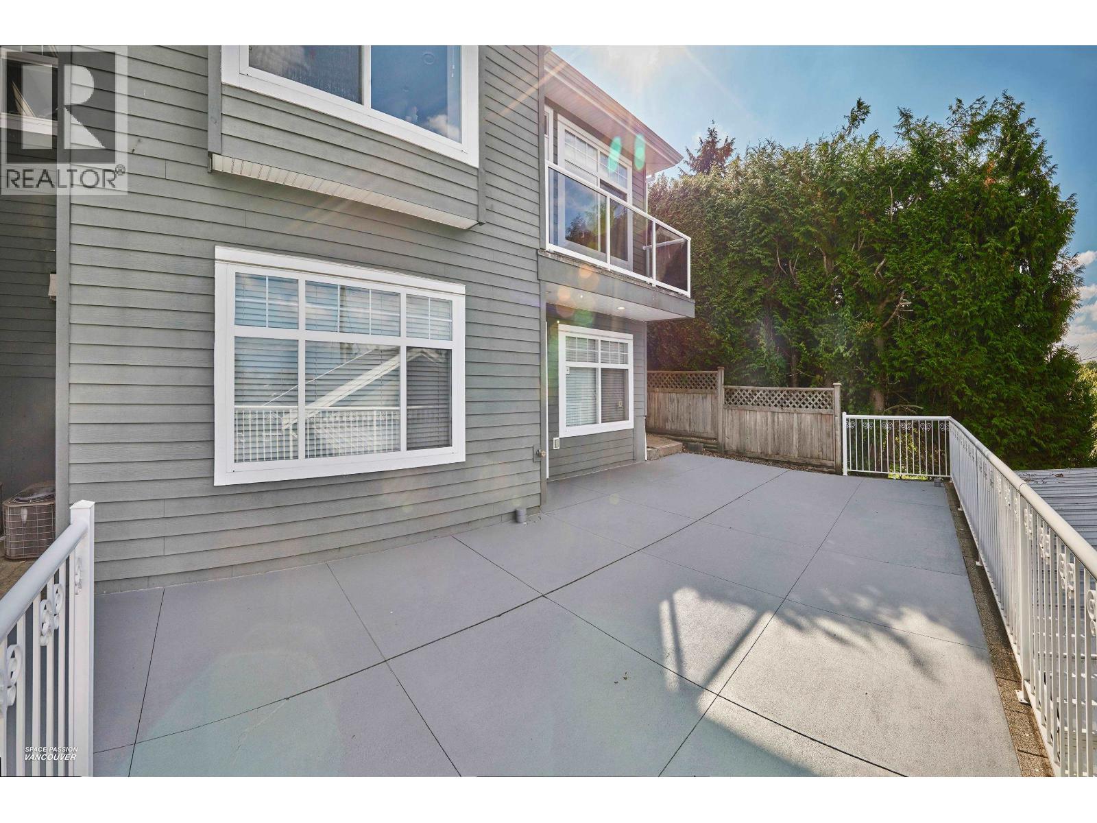 3937 ELMWOOD STREET, Burnaby