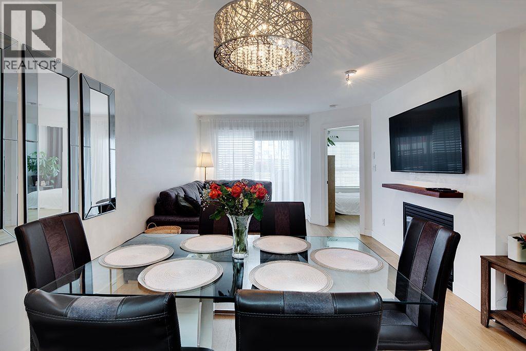 411 108 W ESPLANADE AVENUE, North Vancouver