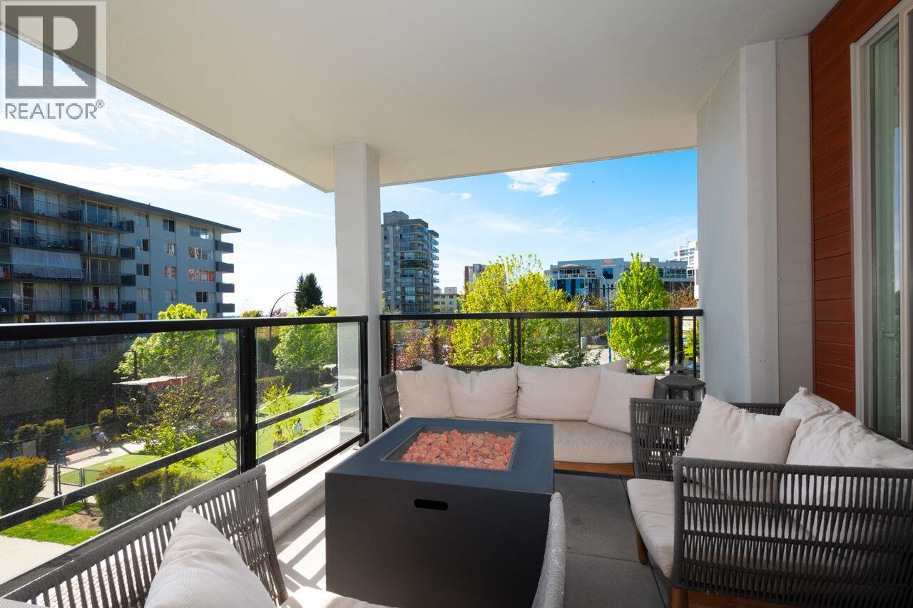 TH13 108 E 8TH STREET, North Vancouver
