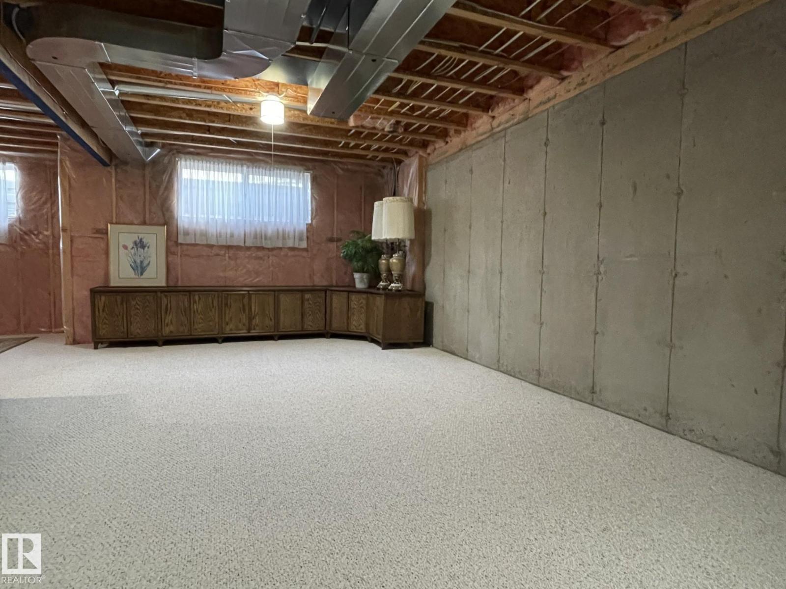 #20 1225 WANYANDI RD NW, Edmonton