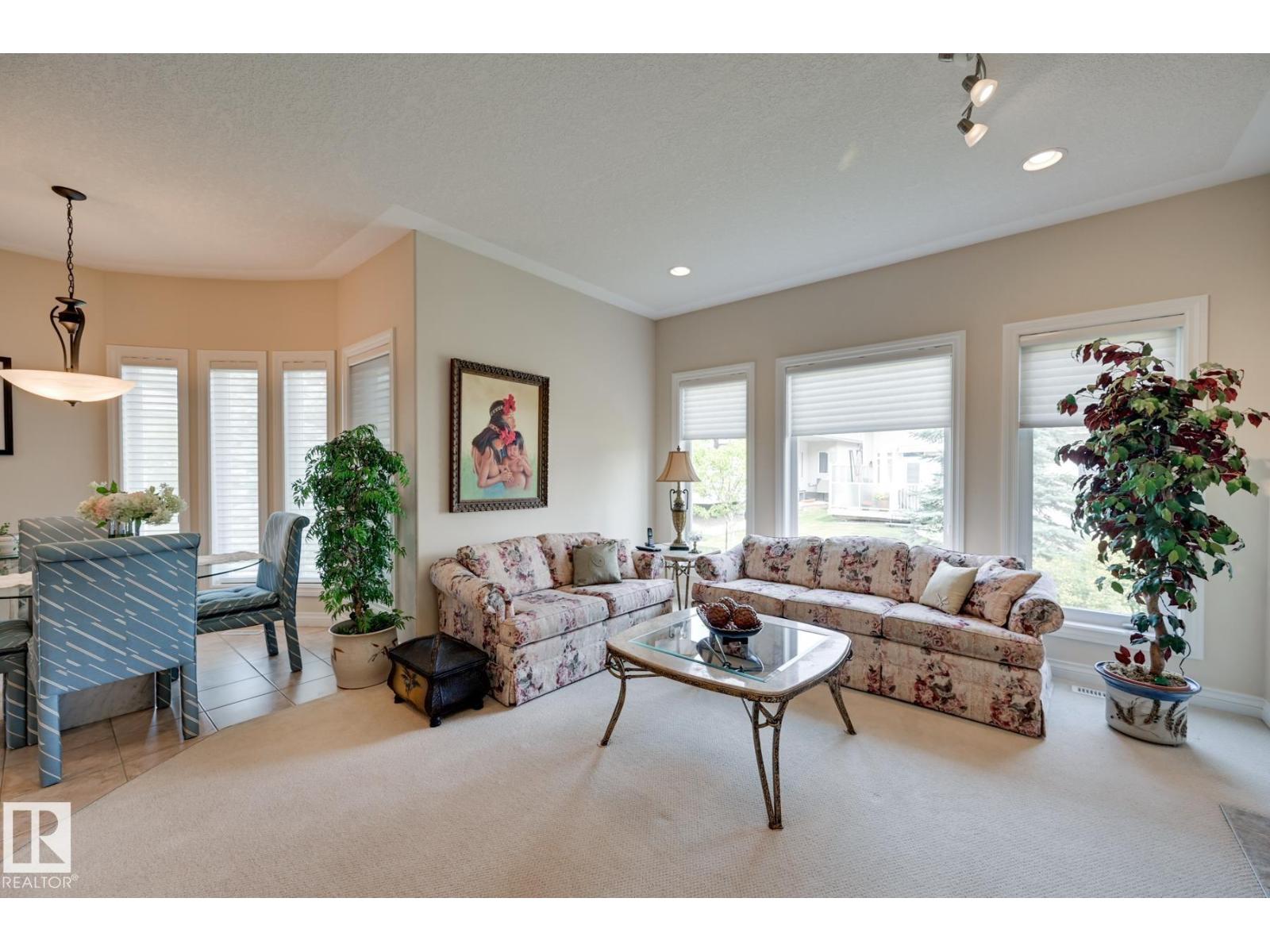 #20 1225 WANYANDI RD NW, Edmonton