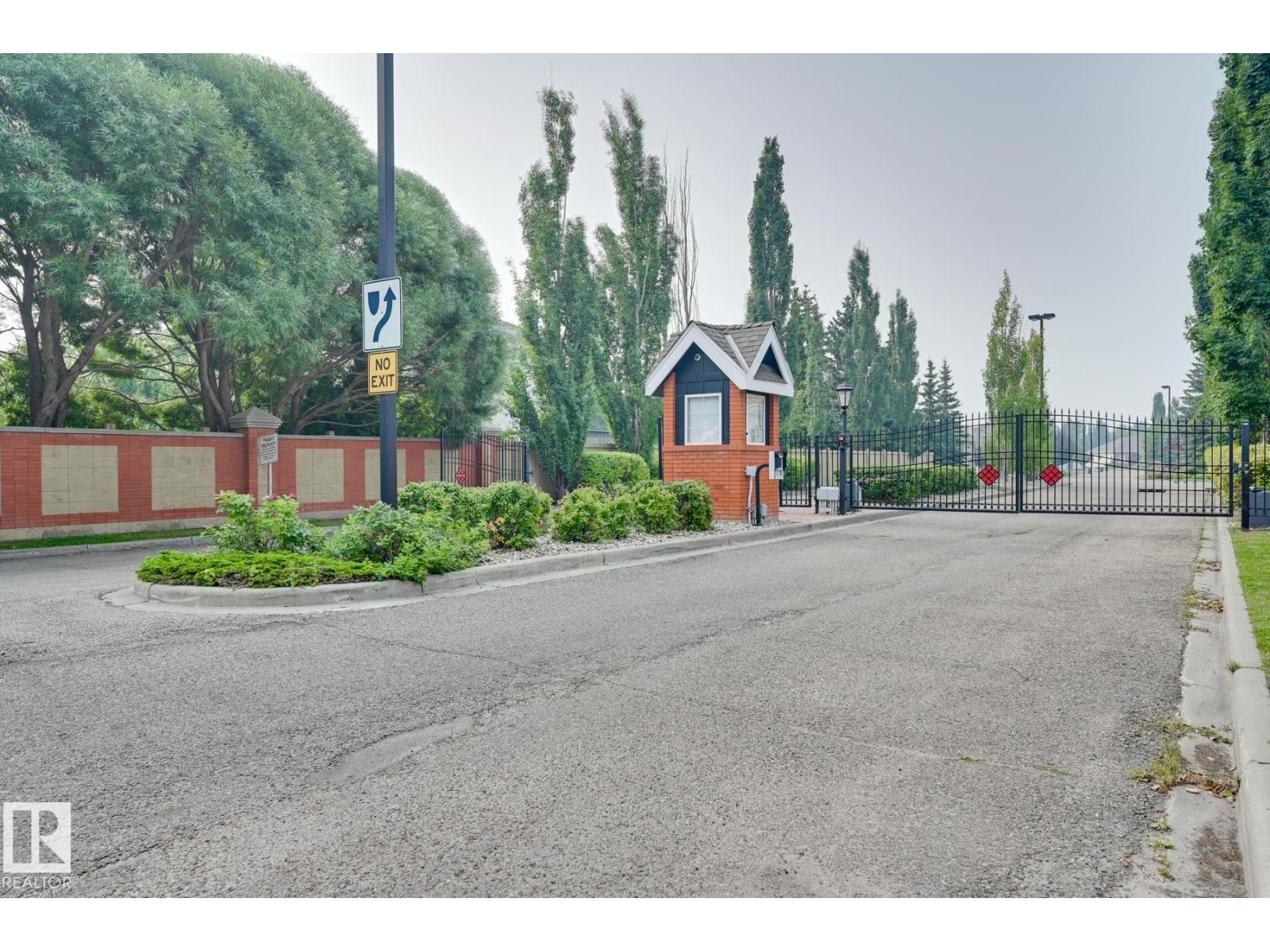 #20 1225 WANYANDI RD NW, Edmonton