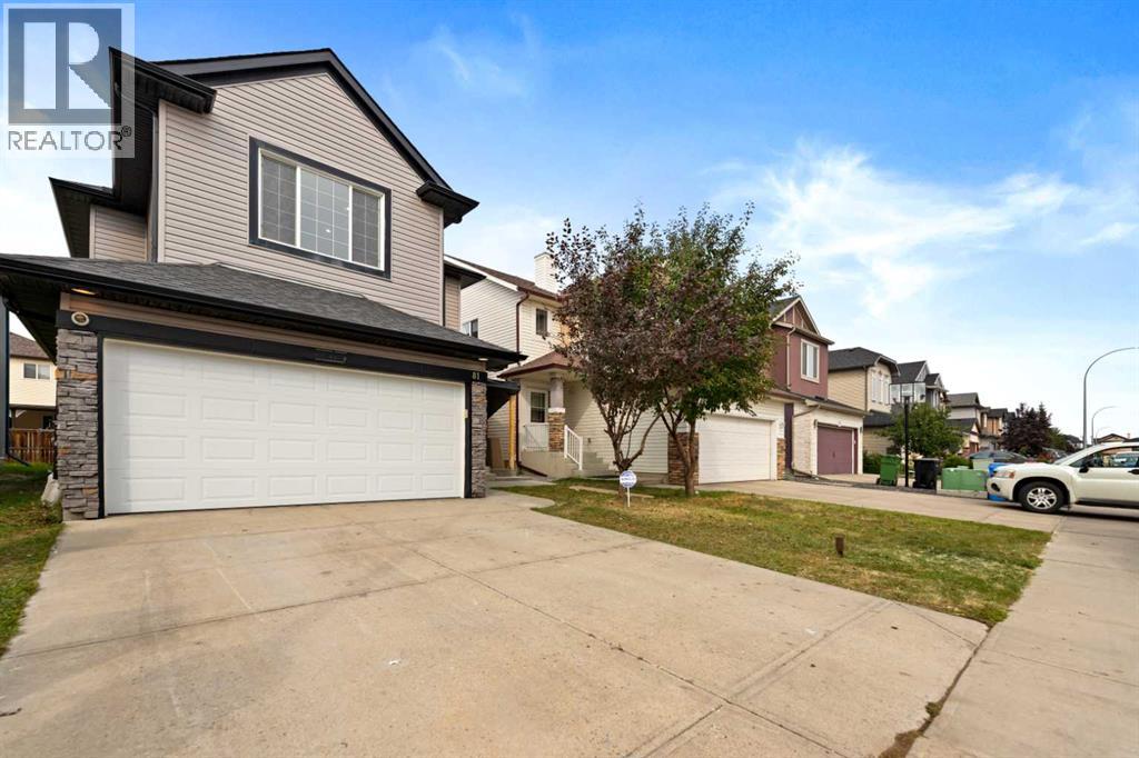 Single Family House for Sale in  Saddlecrest Green NE Saddle Ridge Calgary 