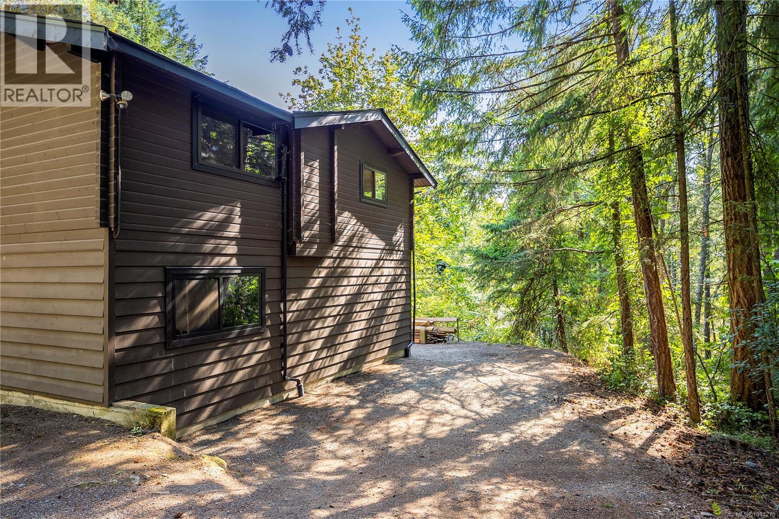 3429 Butler Blvd, Ladysmith