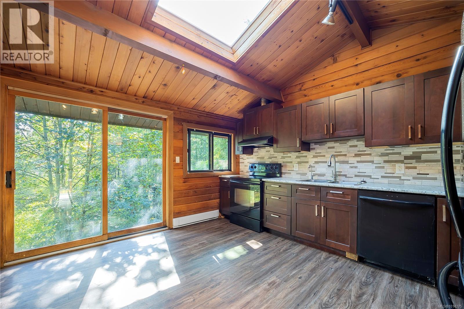 3429 Butler Blvd, Ladysmith