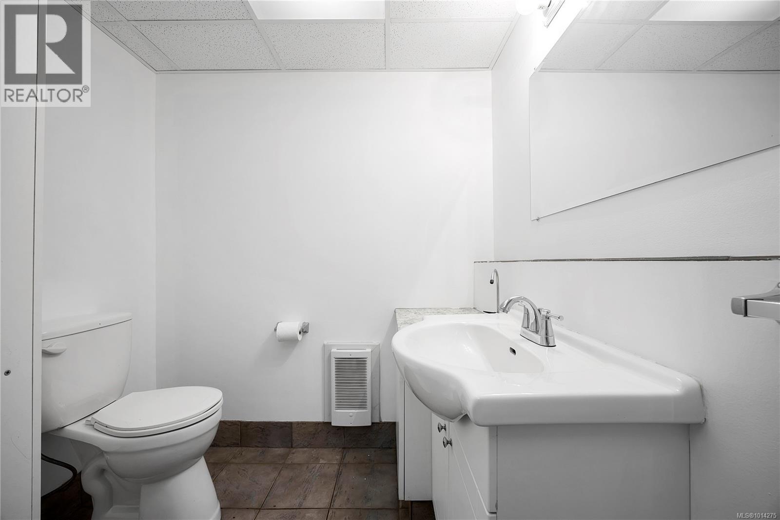 3429 Butler Blvd, Ladysmith