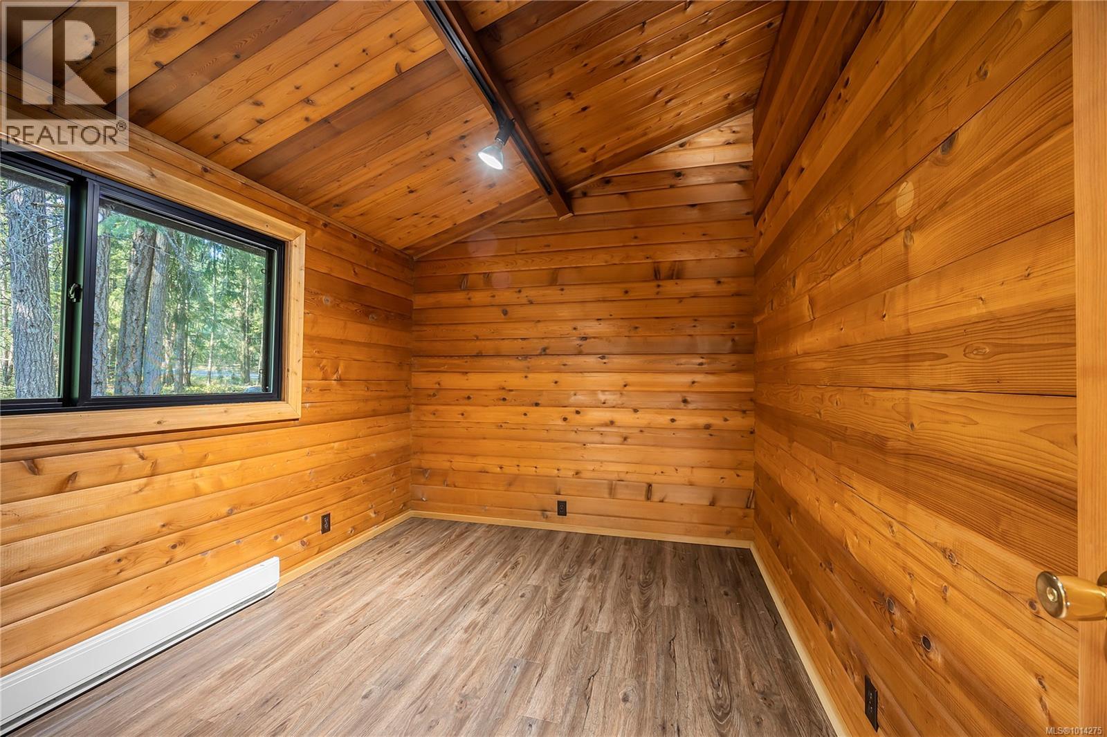 3429 Butler Blvd, Ladysmith