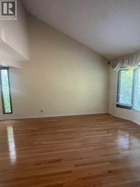 Single Family House for Sale in  Ranchview Drive NW Ranchlands Calgary 