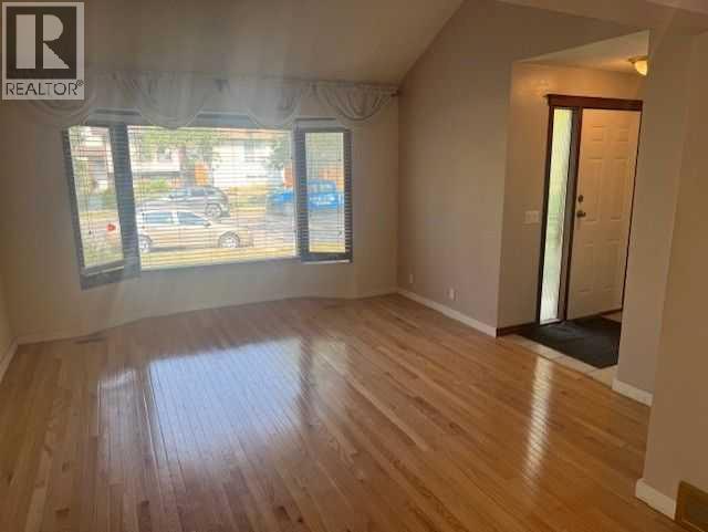 Single Family House for Sale in  Ranchview Drive NW Ranchlands Calgary 