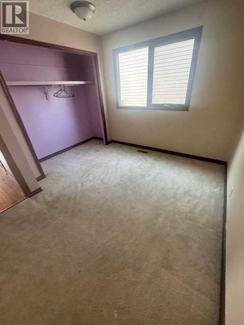 Single Family House for Sale in  Ranchview Drive NW Ranchlands Calgary 