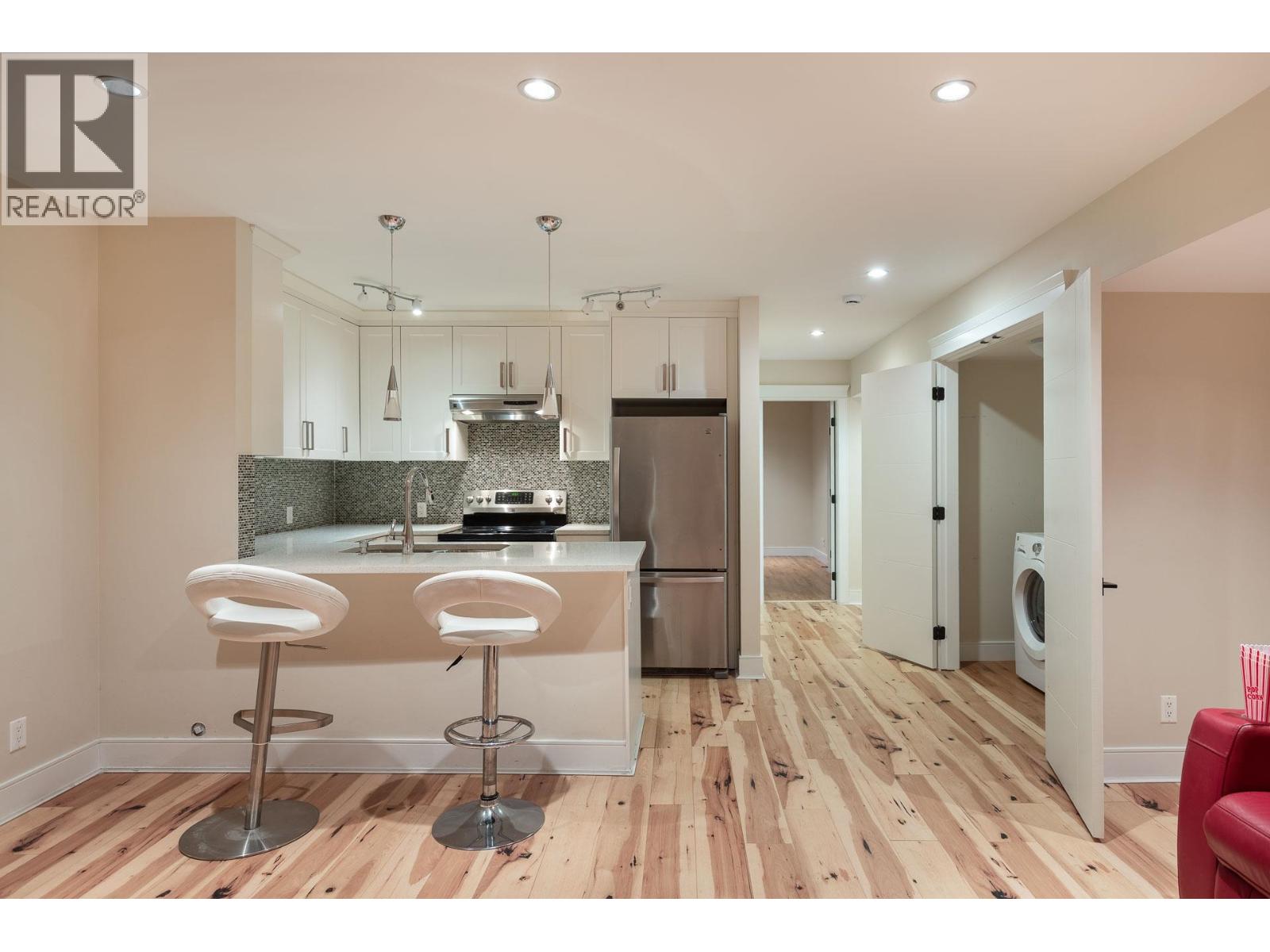 839 W 20TH STREET, North Vancouver