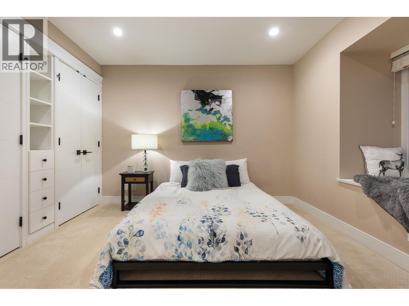839 W 20TH STREET, North Vancouver