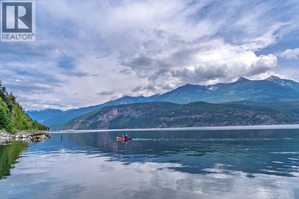 8927 Koehle Road, Kaslo