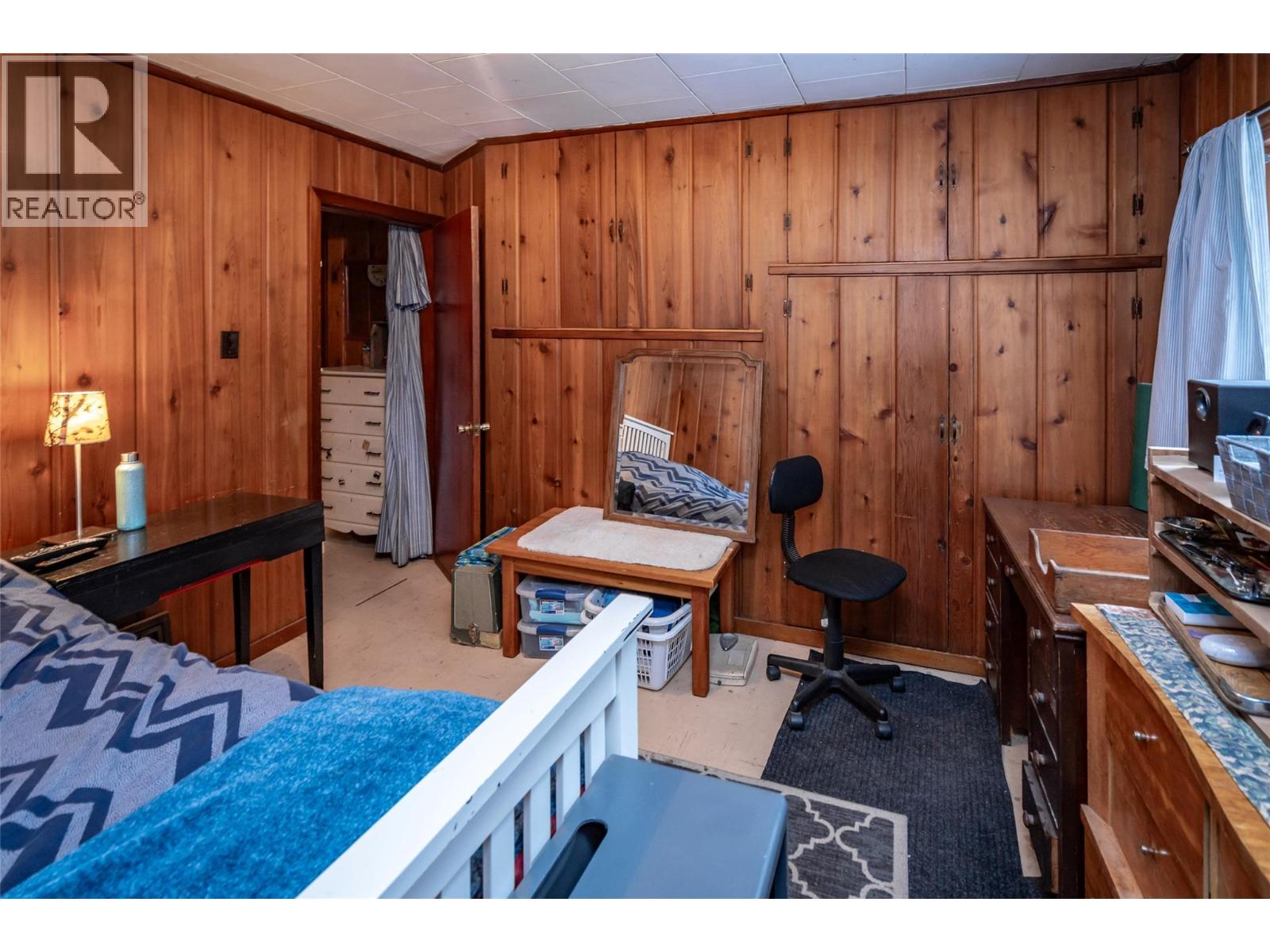 8927 Koehle Road, Kaslo