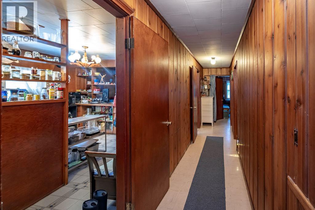 8927 Koehle Road, Kaslo