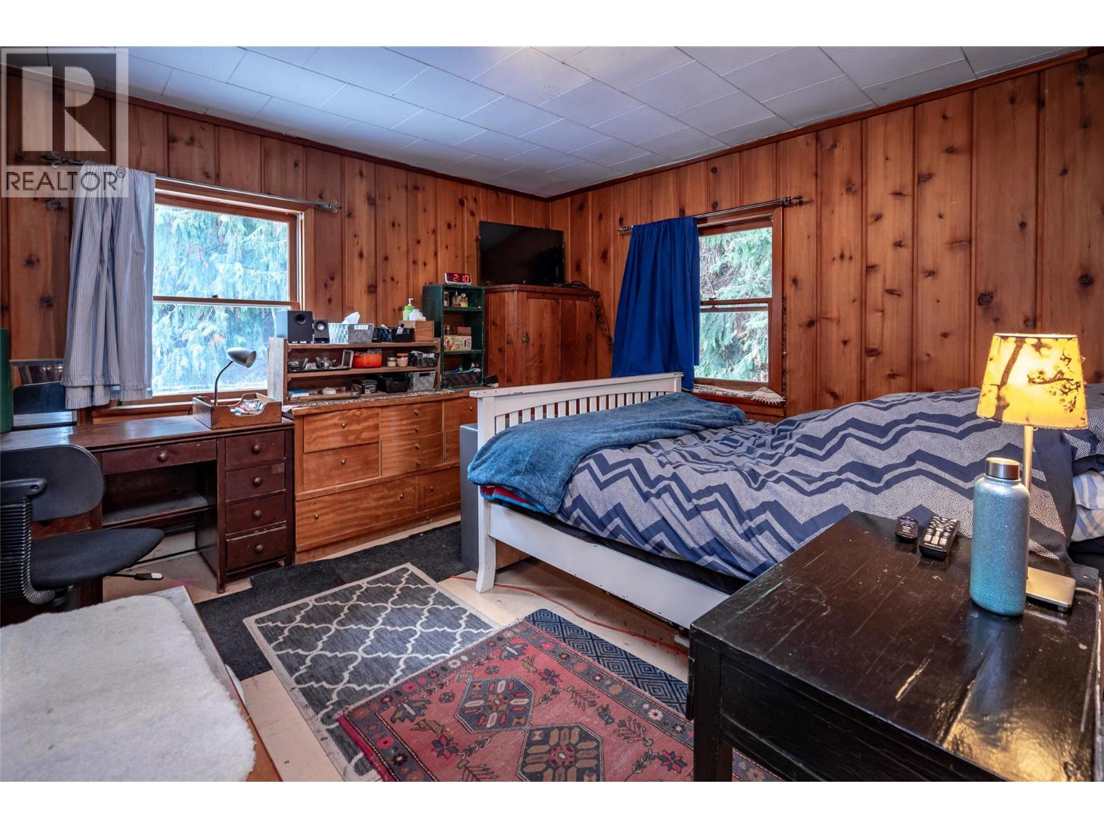 8927 Koehle Road, Kaslo