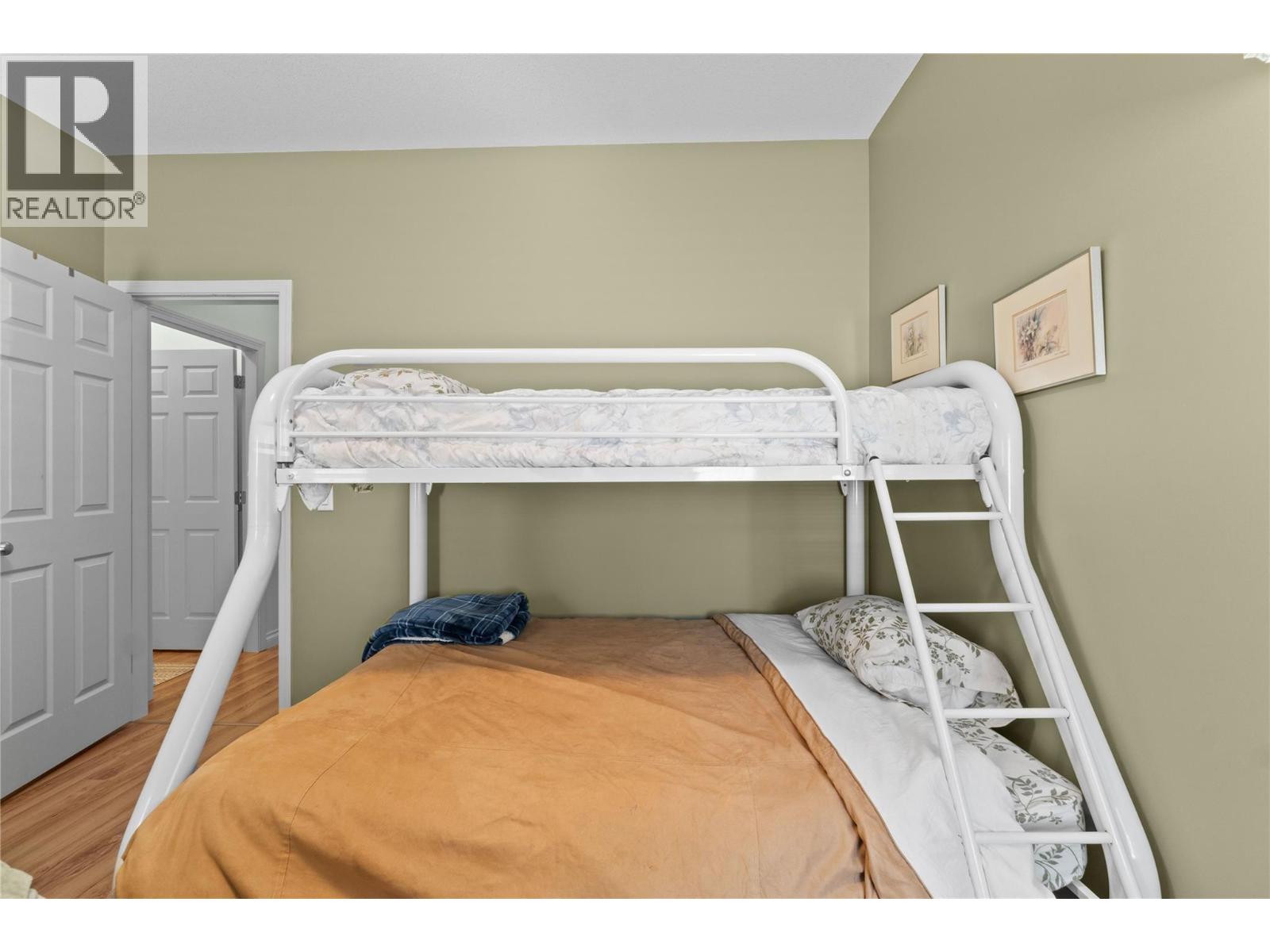  33 Old Town Road, Sicamous