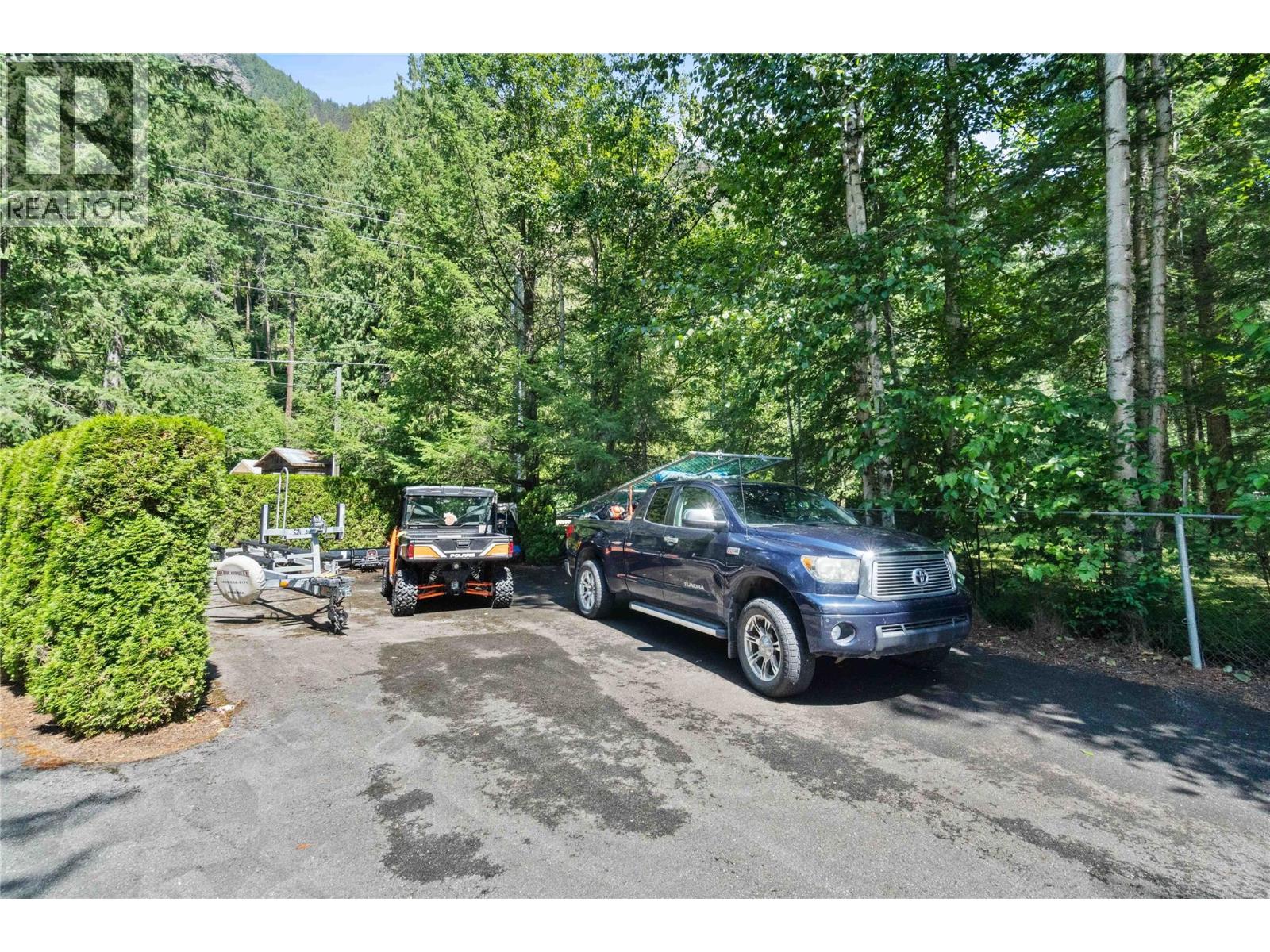  33 Old Town Road, Sicamous
