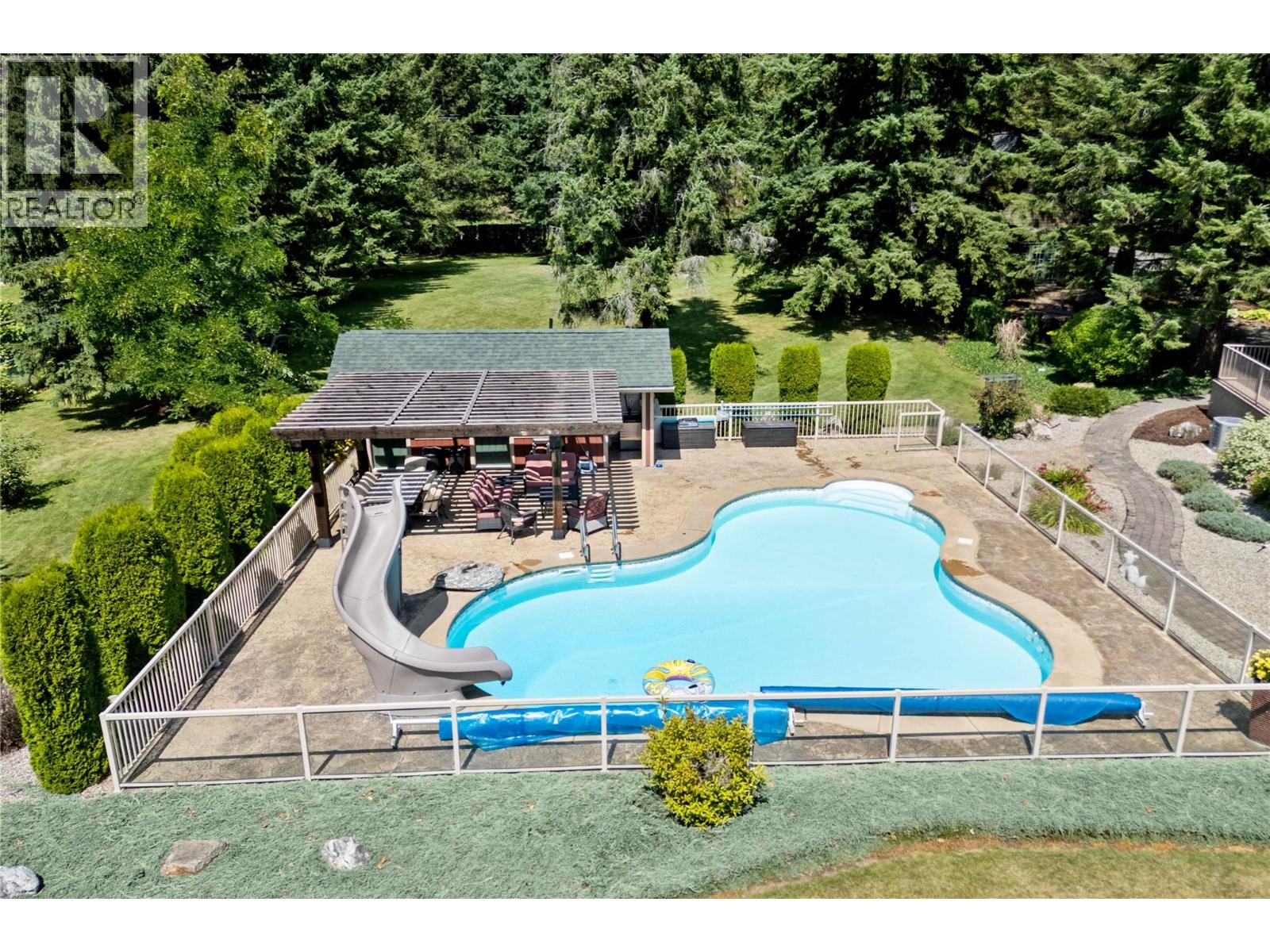  33 Old Town Road, Sicamous