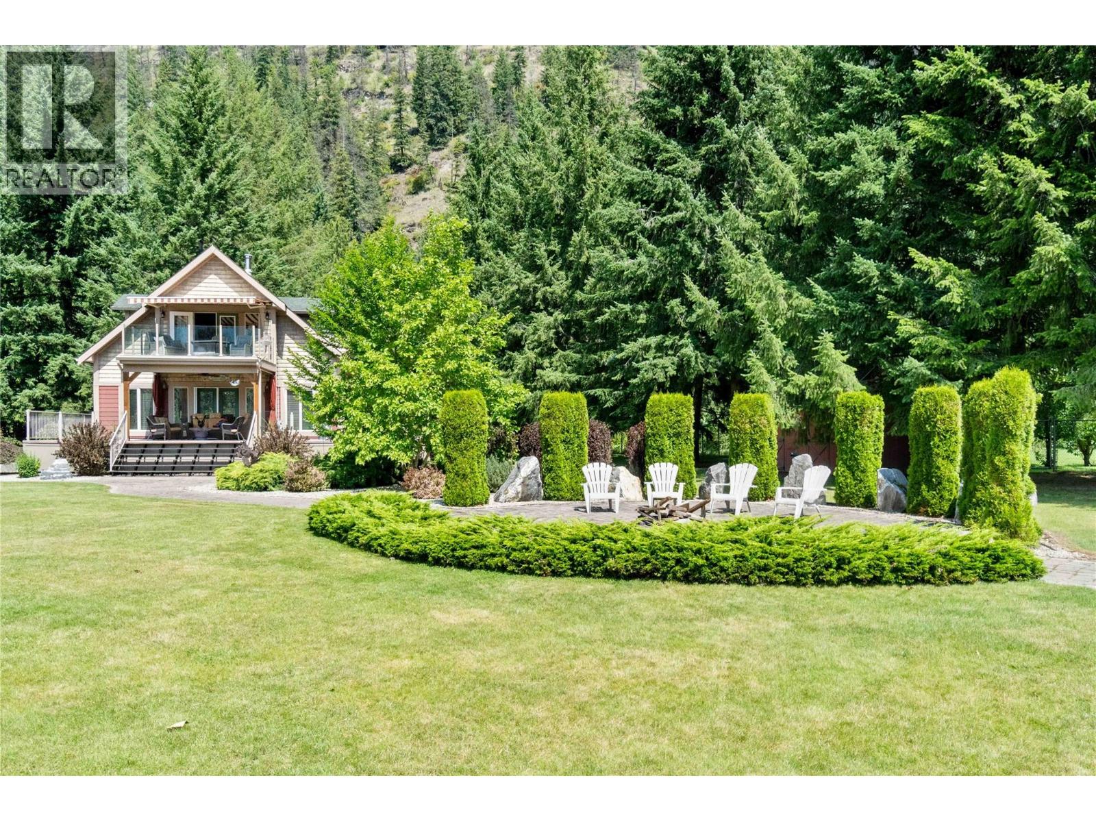  33 Old Town Road, Sicamous