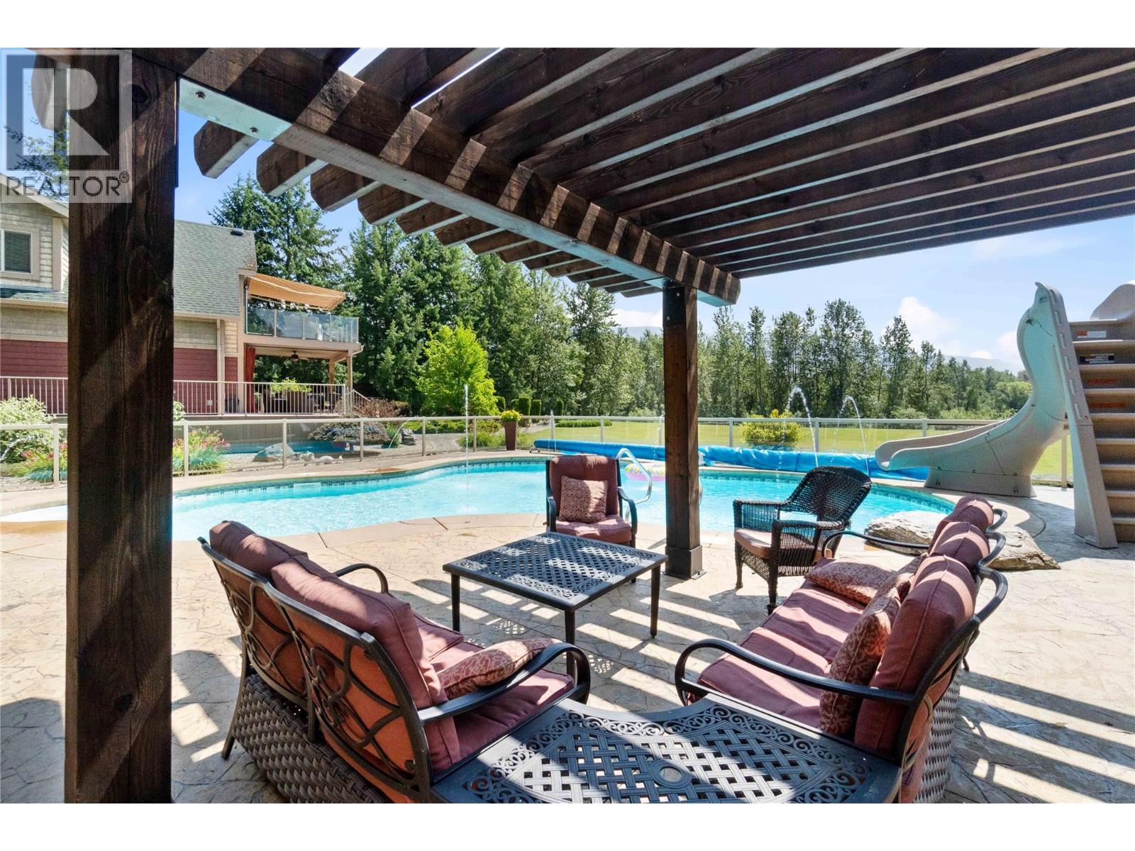  33 Old Town Road, Sicamous