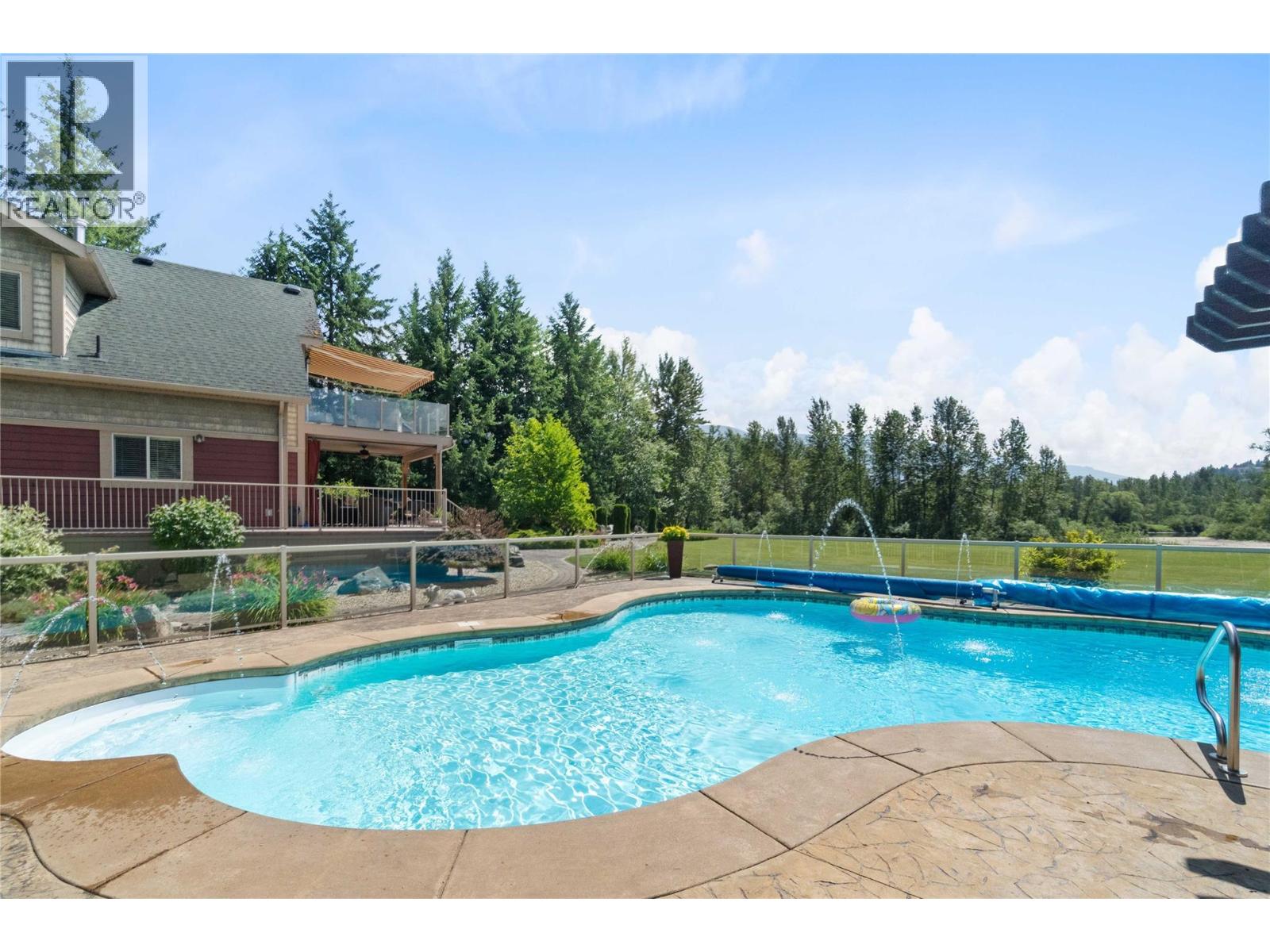  33 Old Town Road, Sicamous