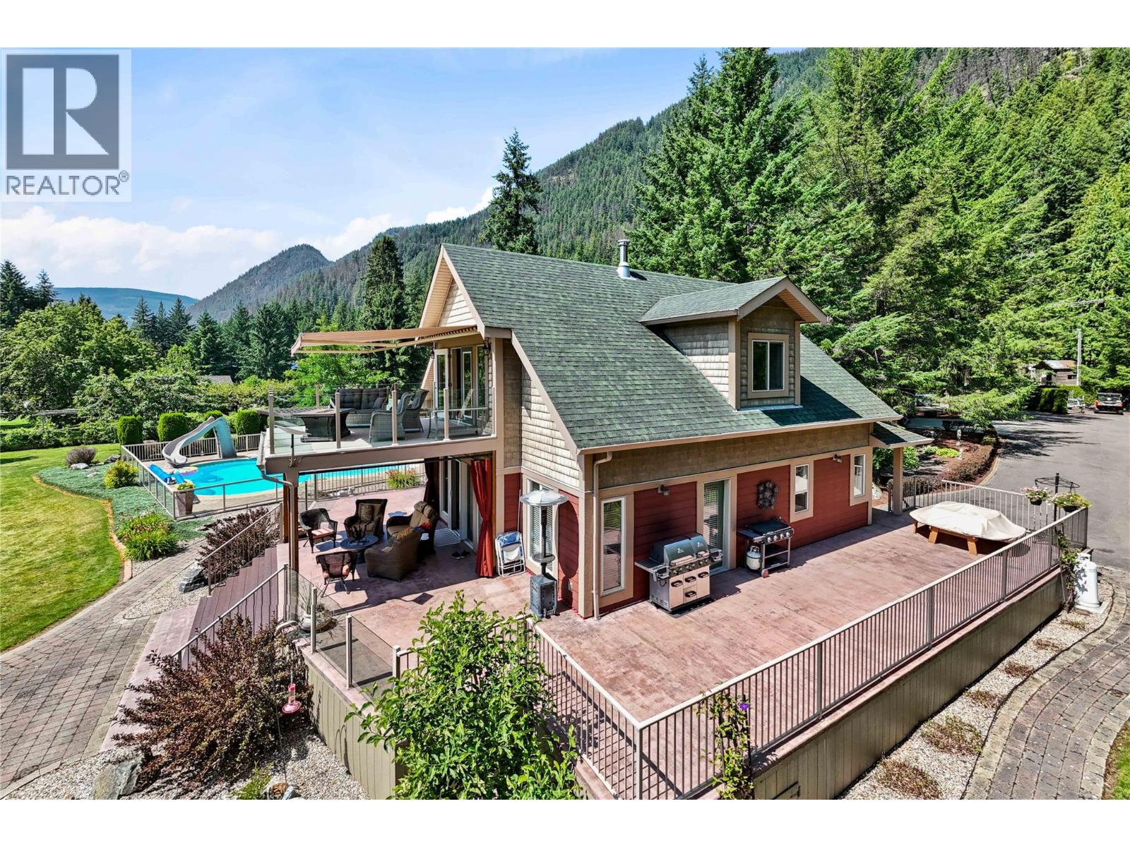  33 Old Town Road, Sicamous