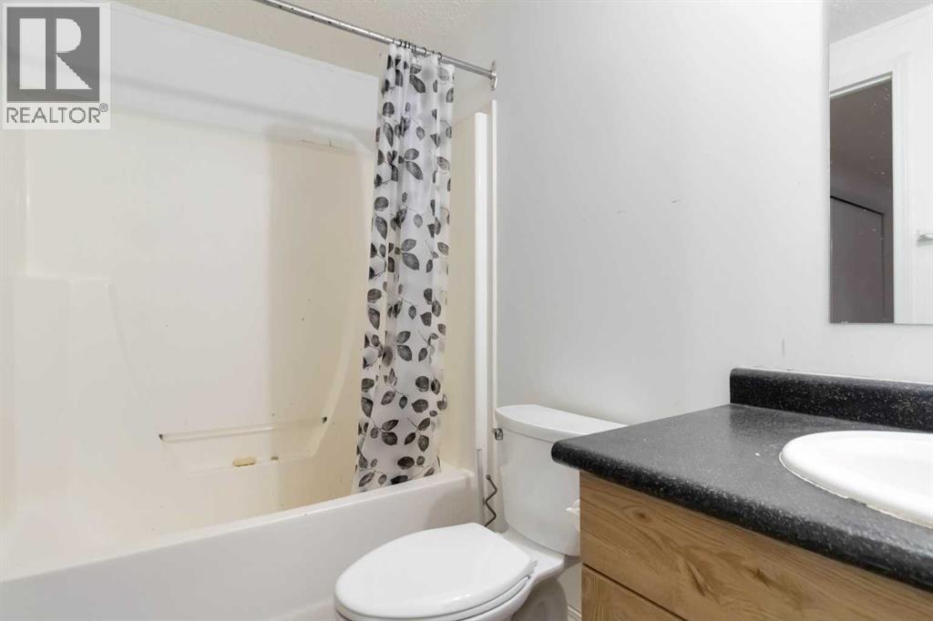140 Cree Road, Fort McMurray