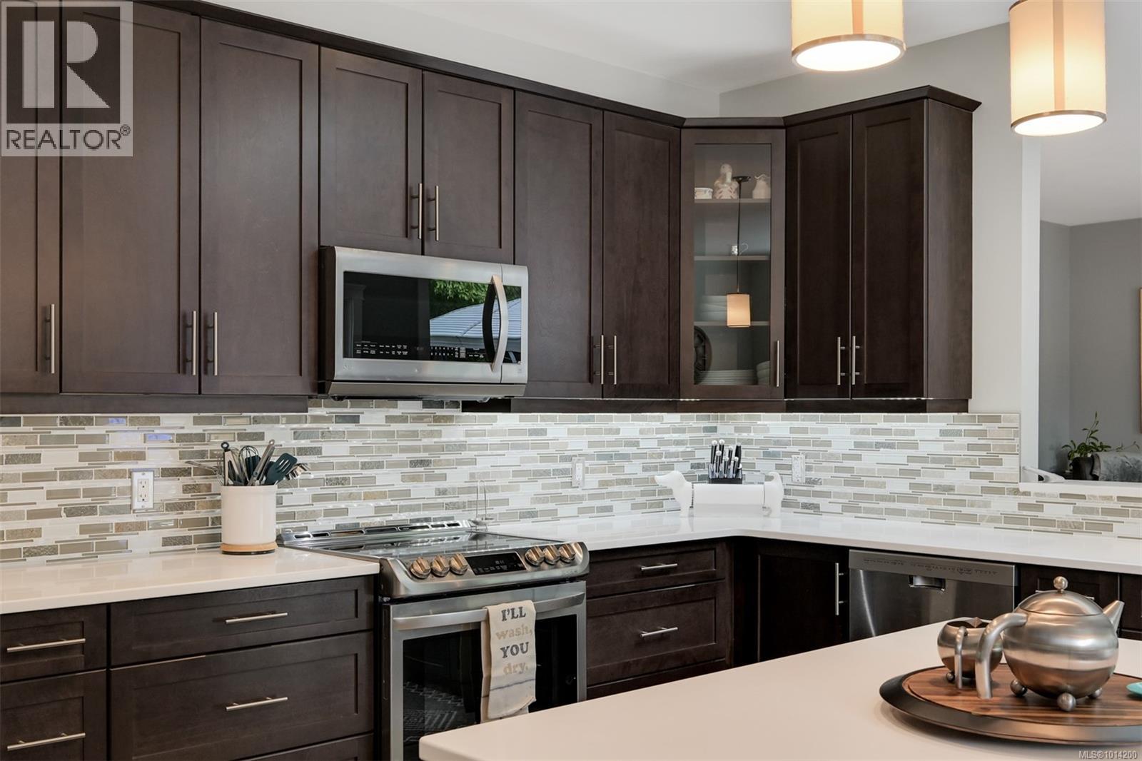  7123 Jacksons Place, Sooke