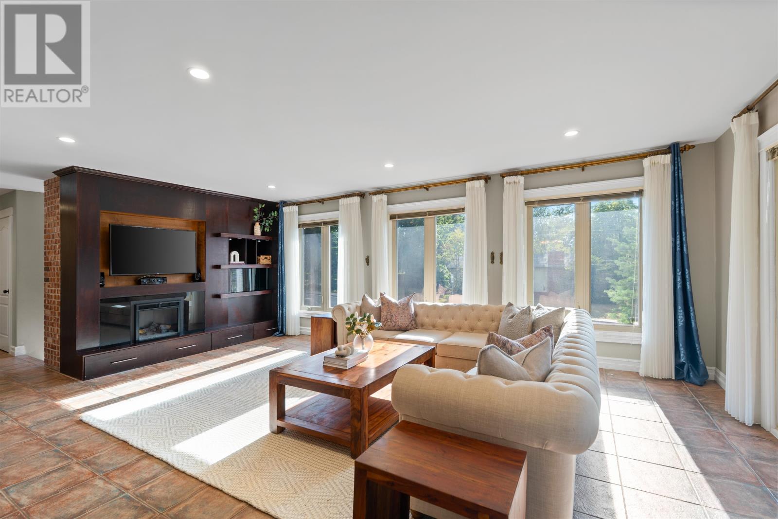 82 GOODWILL AVENUE - 17