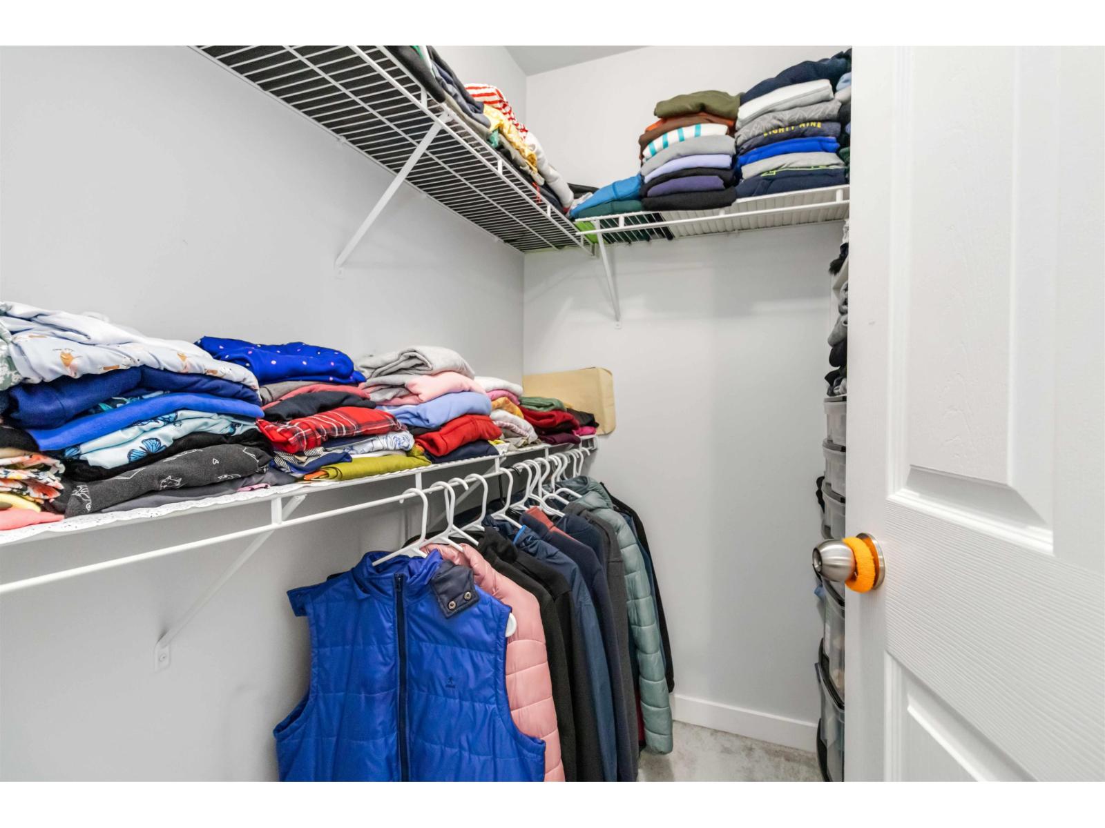 230 32095 HILLCREST AVENUE, ABBOTSFORD