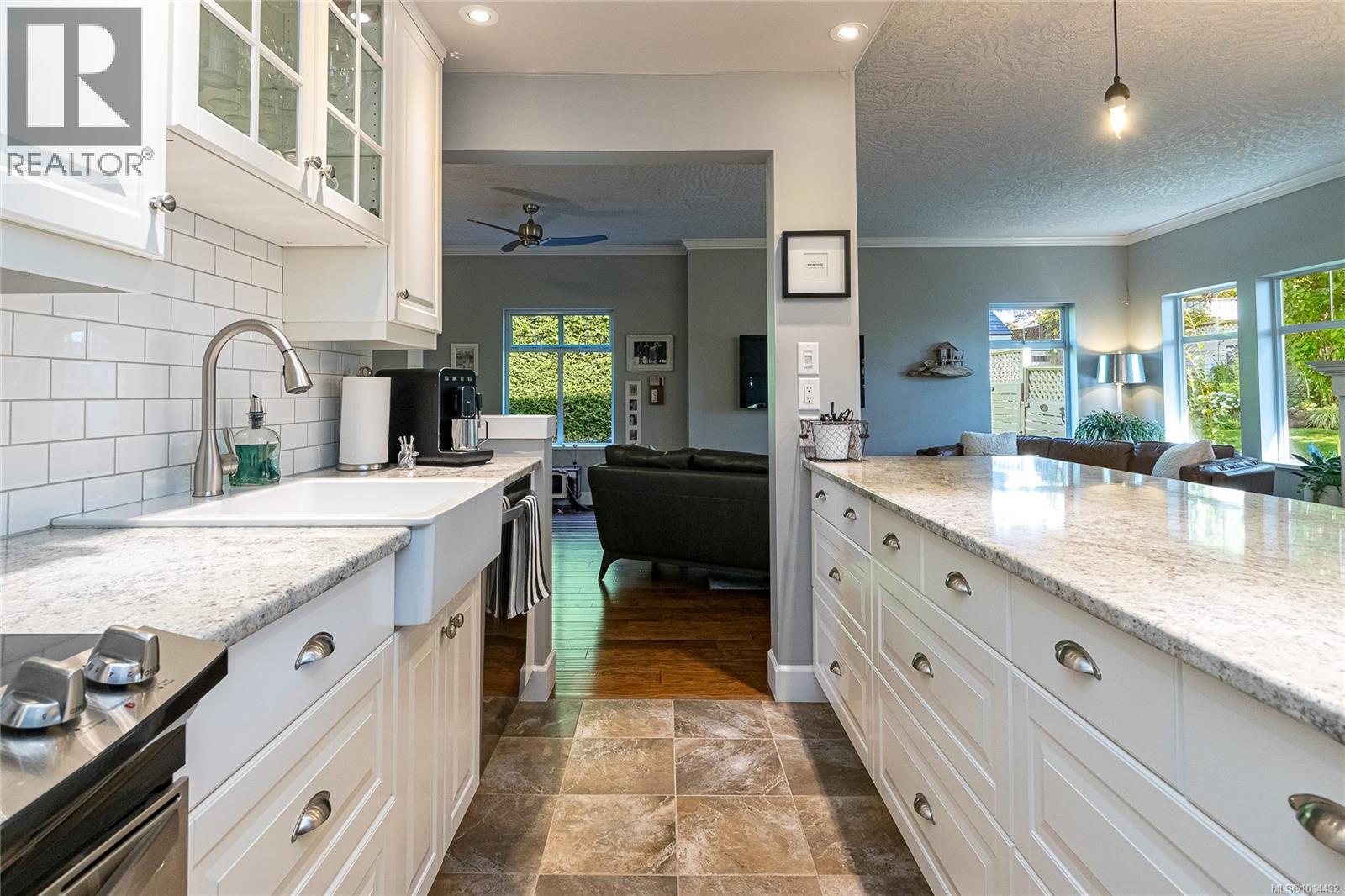 111 1110 Willow Street, Saanich