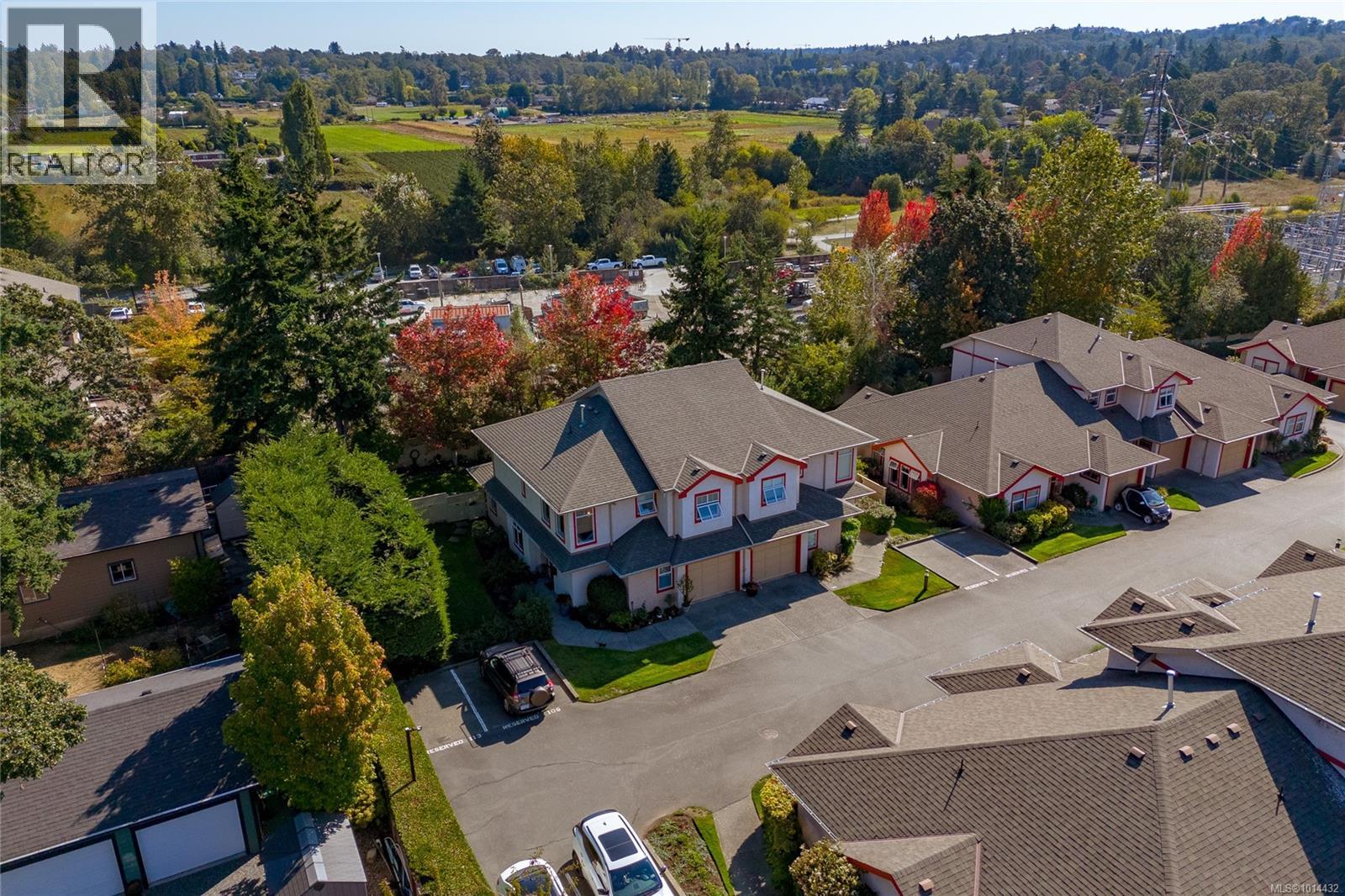 111 1110 Willow Street, Saanich