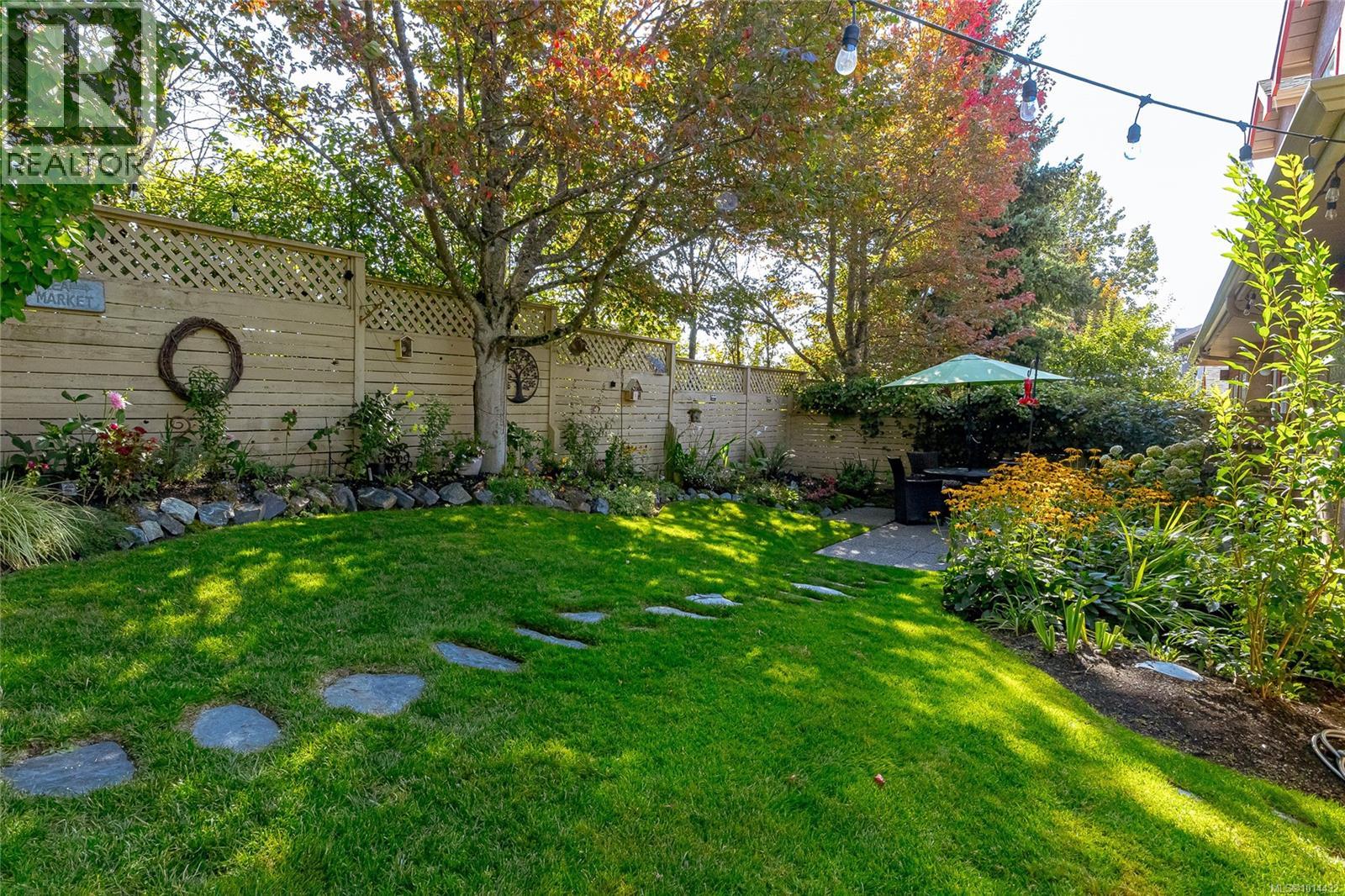 111 1110 Willow Street, Saanich