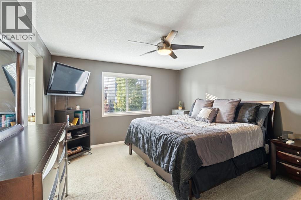 453 River Heights Drive, Cochrane
