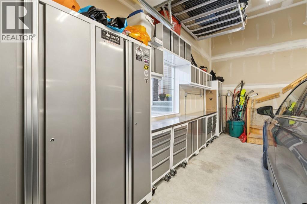 453 River Heights Drive, Cochrane
