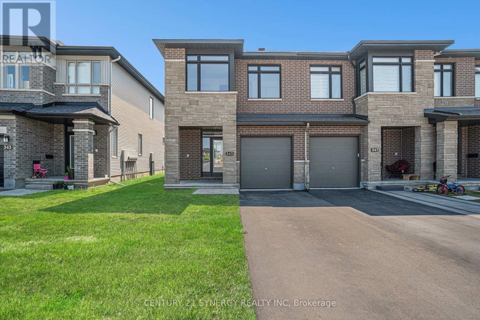 End Unit, Extra Windows, Extra Yard