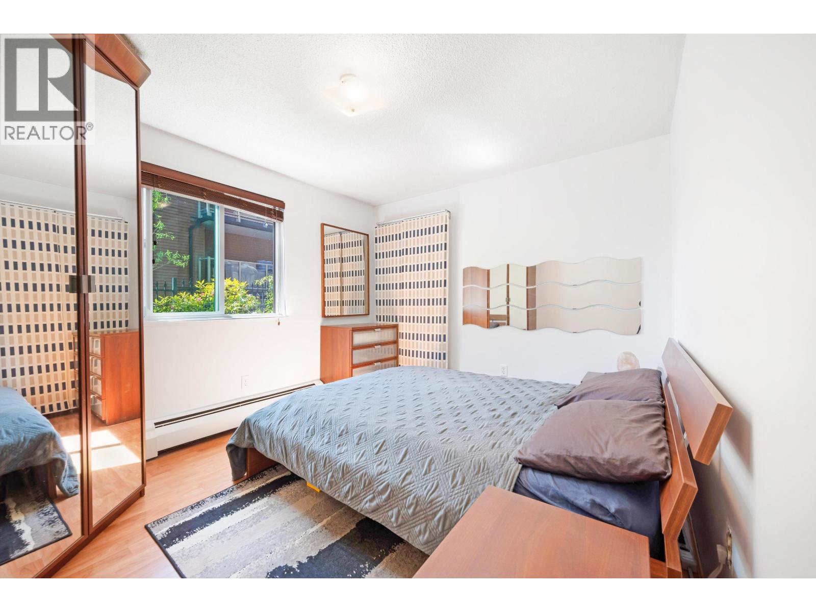 102 803 QUEENS AVENUE, New Westminster