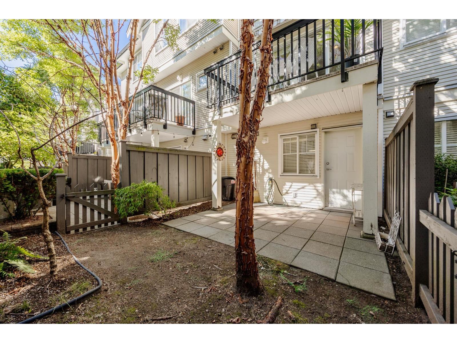 27 21535 88 AVENUE, Langley