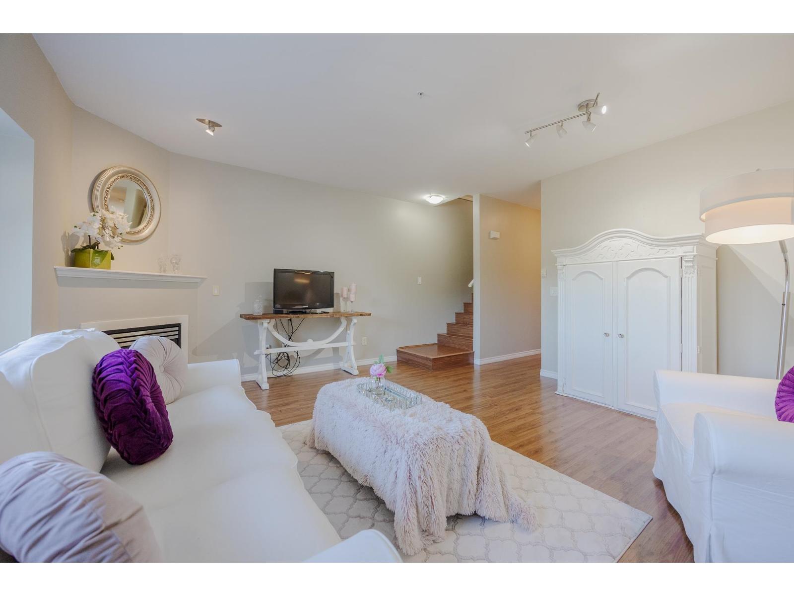 27 21535 88 AVENUE, Langley