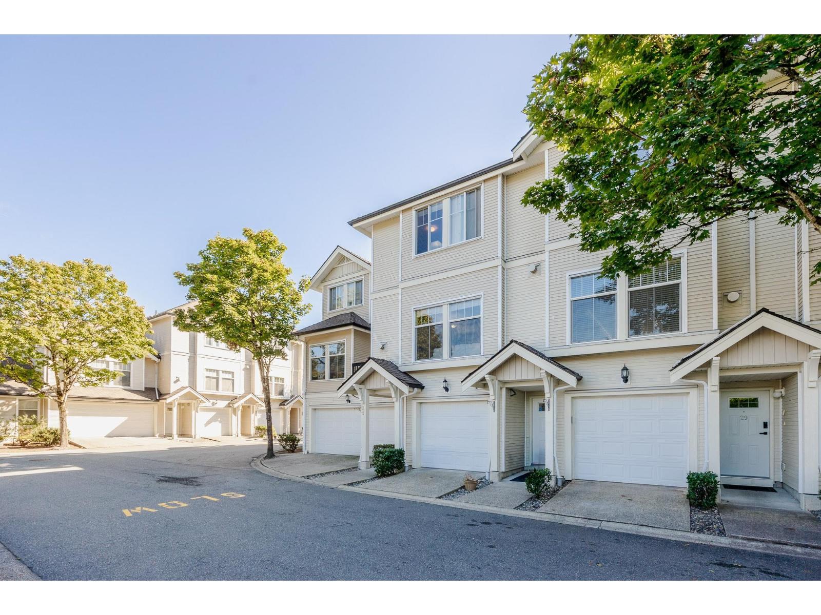 27 21535 88 AVENUE, Langley