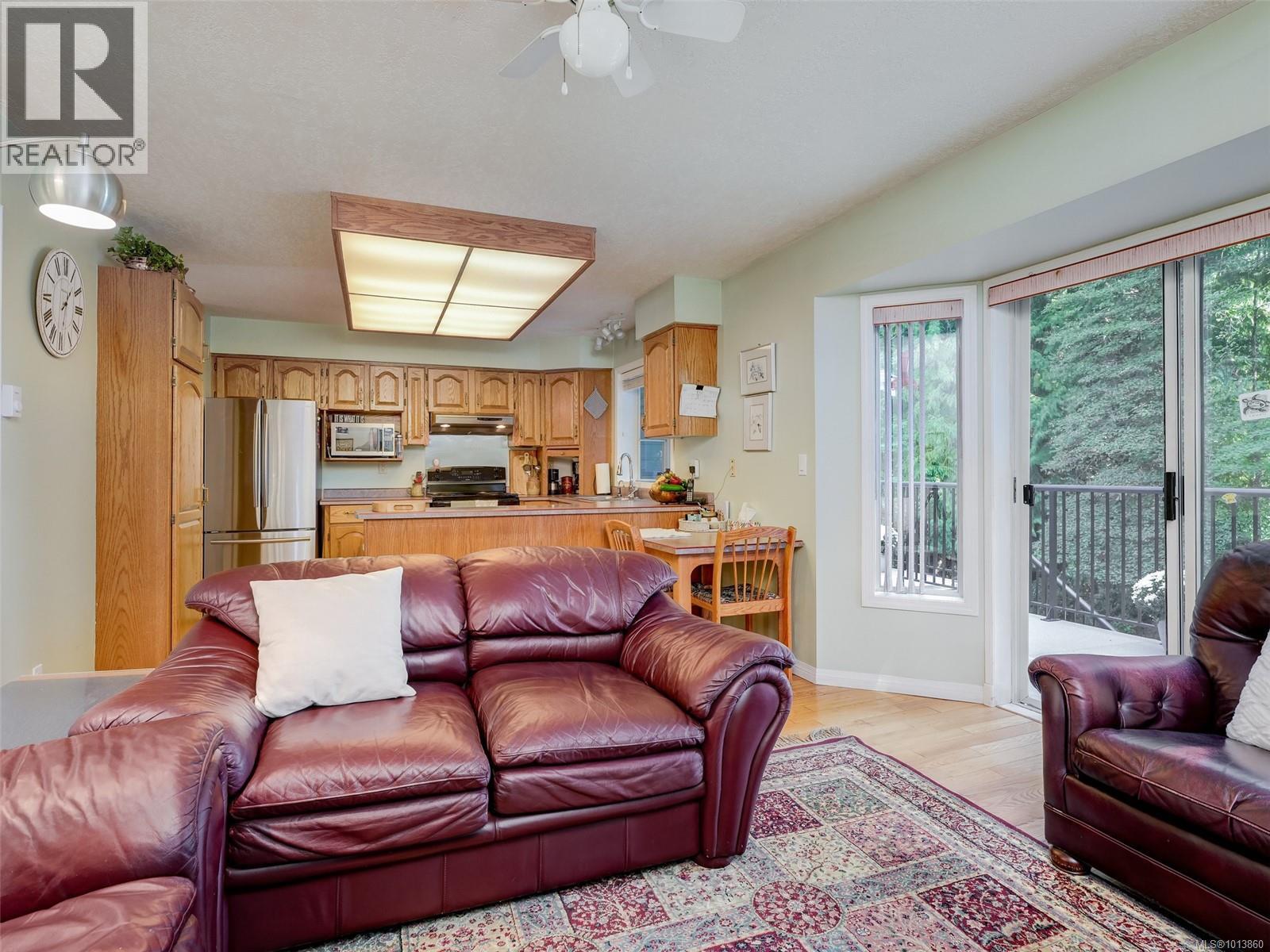  8564 Kingcome Crescent, North Saanich
