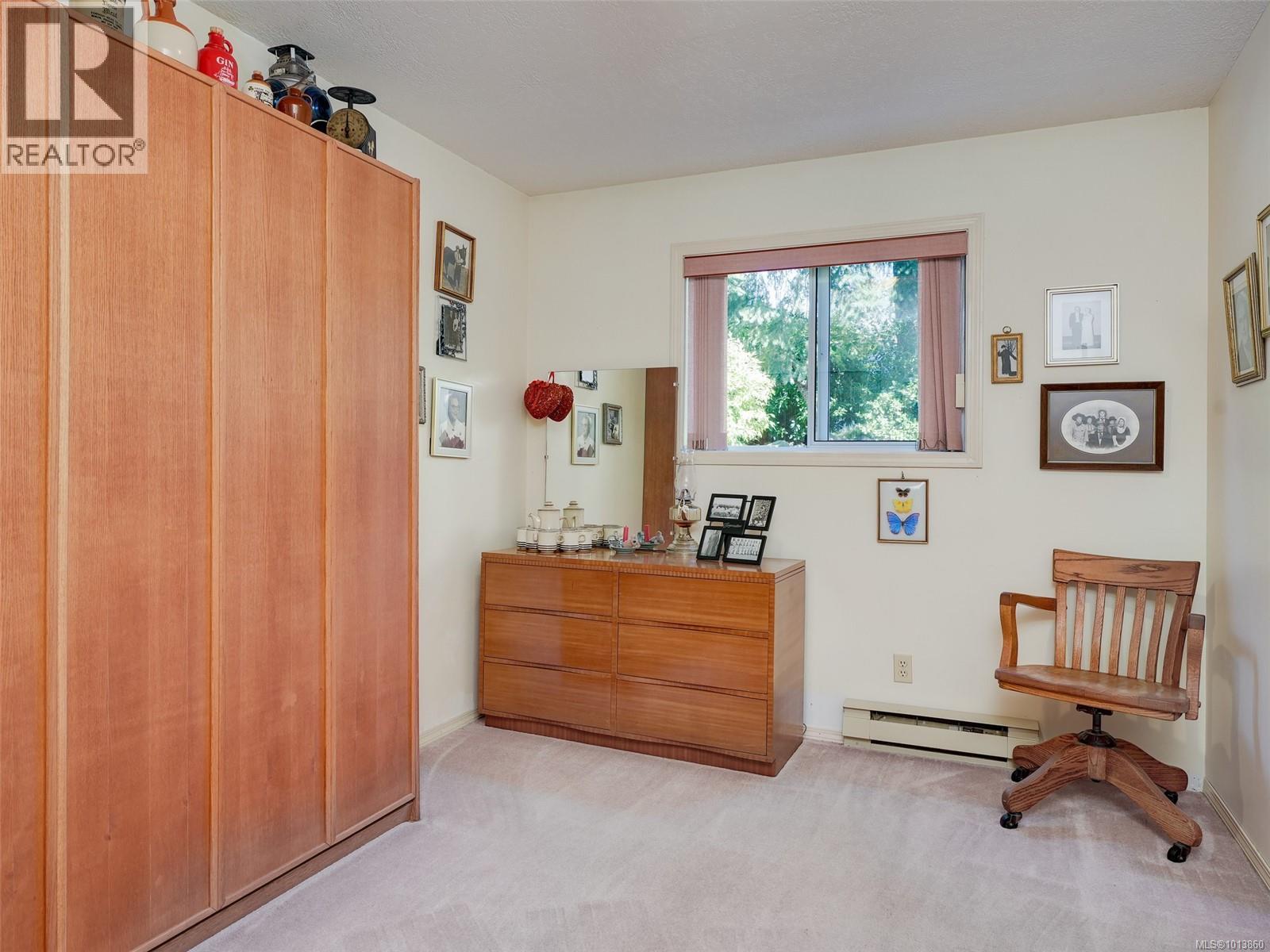  8564 Kingcome Crescent, North Saanich