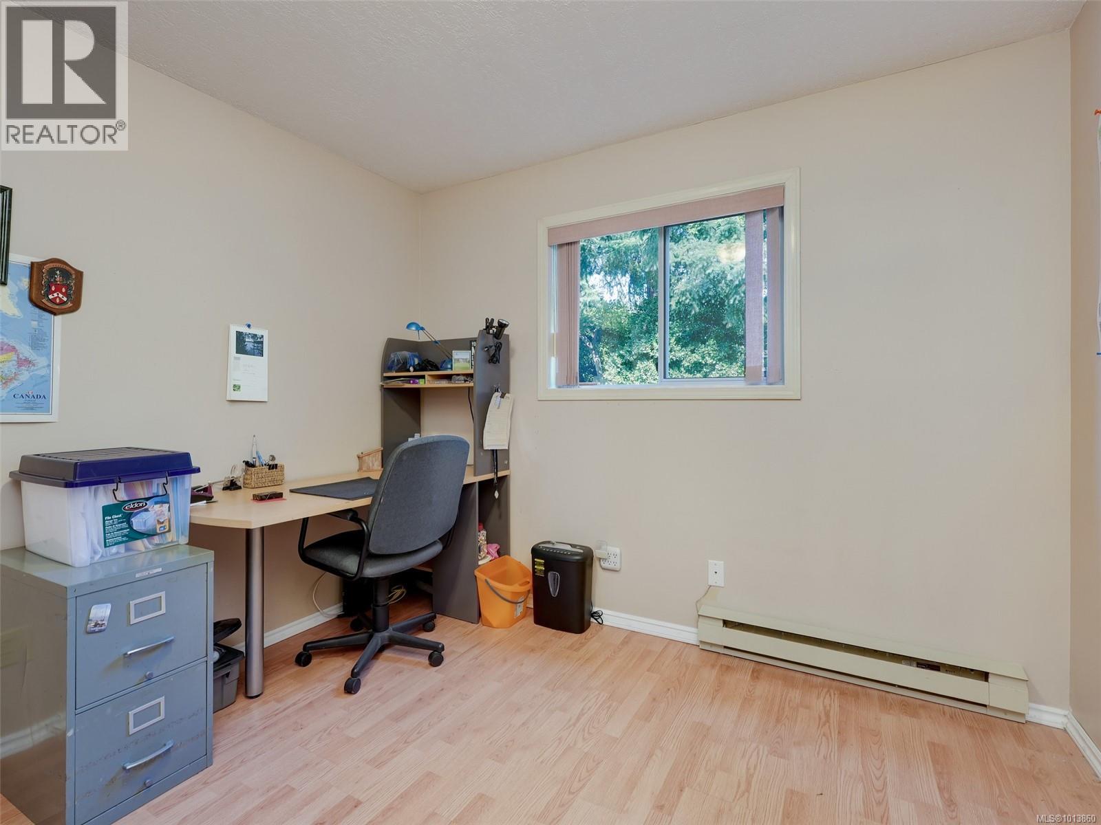  8564 Kingcome Crescent, North Saanich