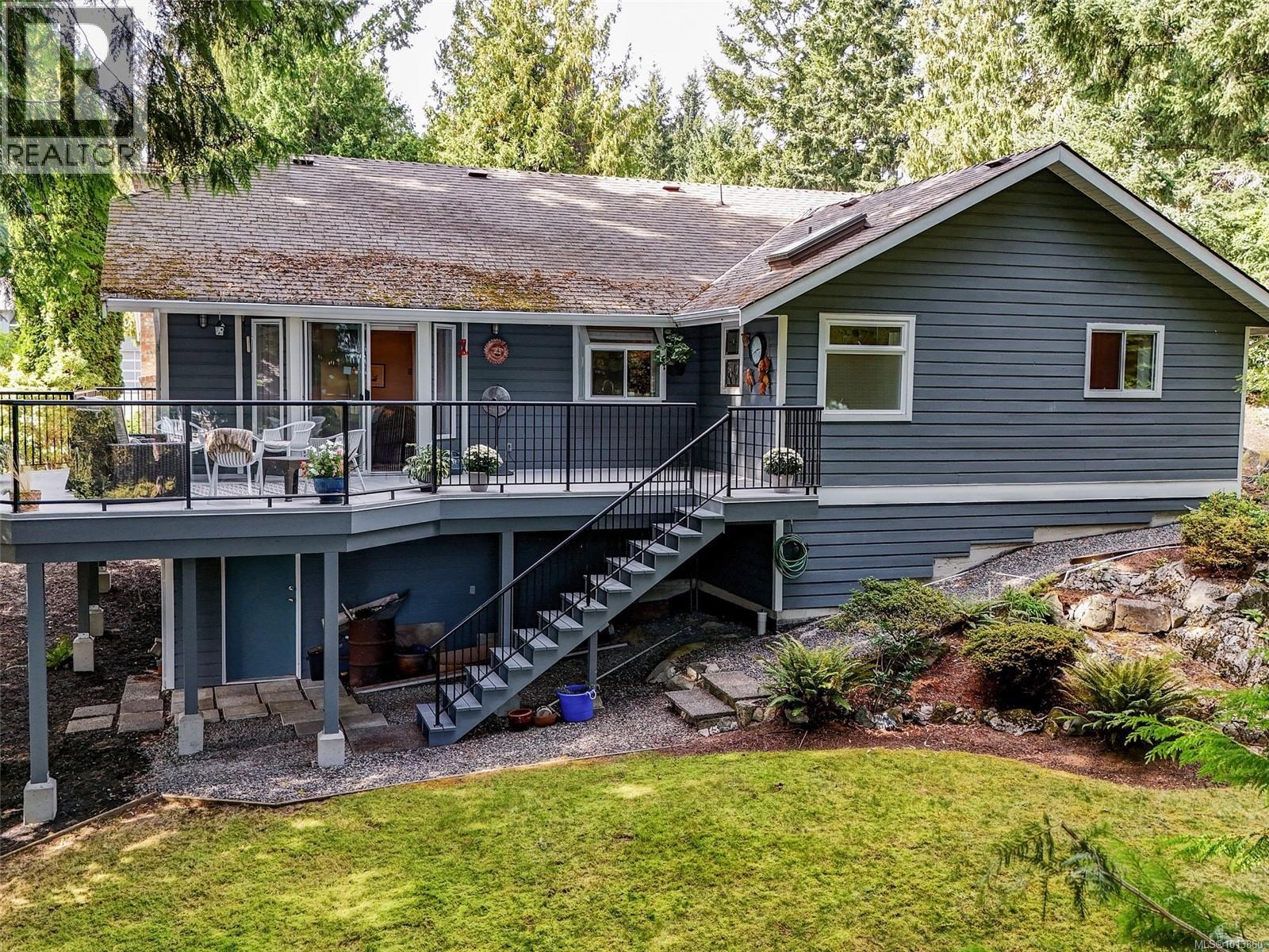  8564 Kingcome Crescent, North Saanich